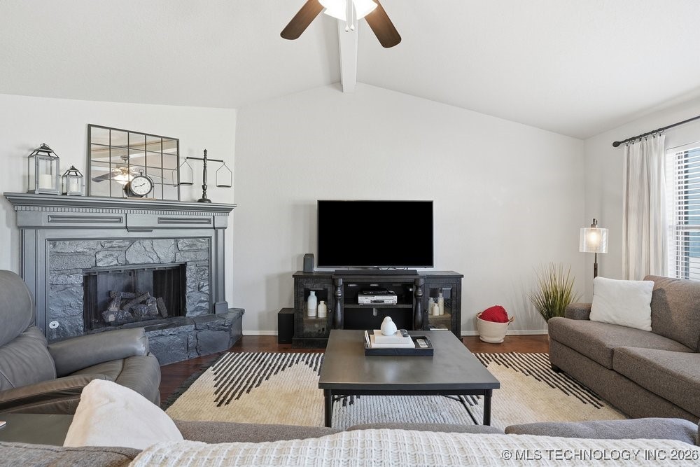 1913 Glendale Road Property Photo 9