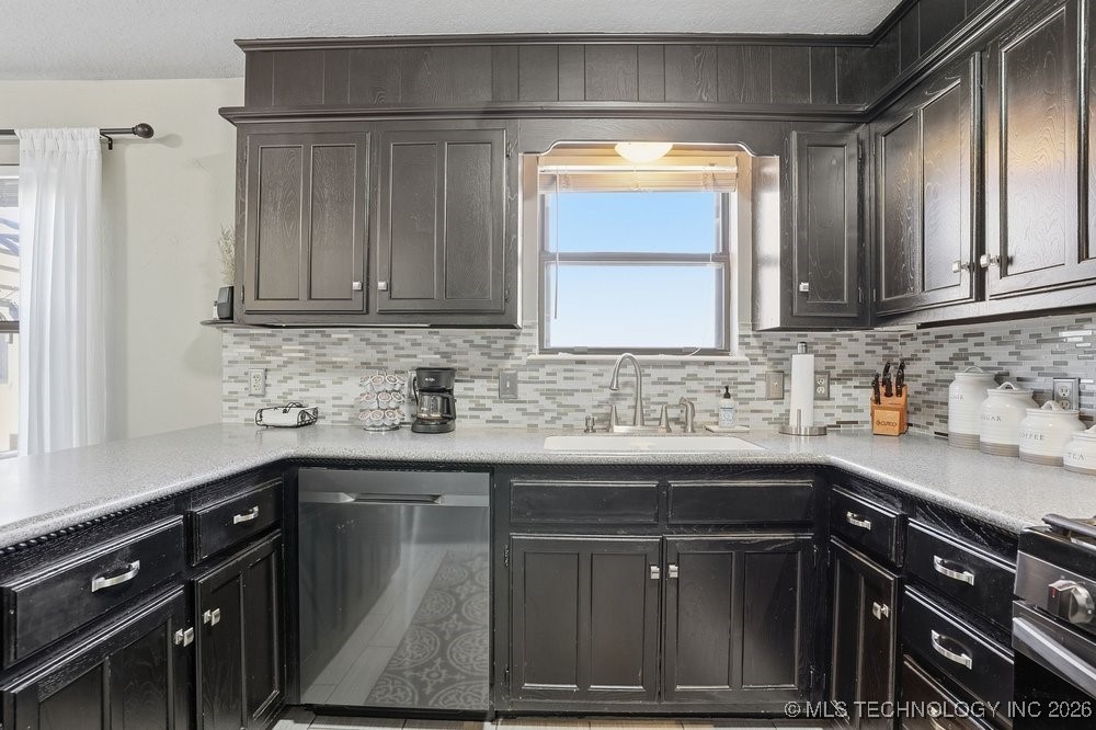 1913 Glendale Road Property Photo 12