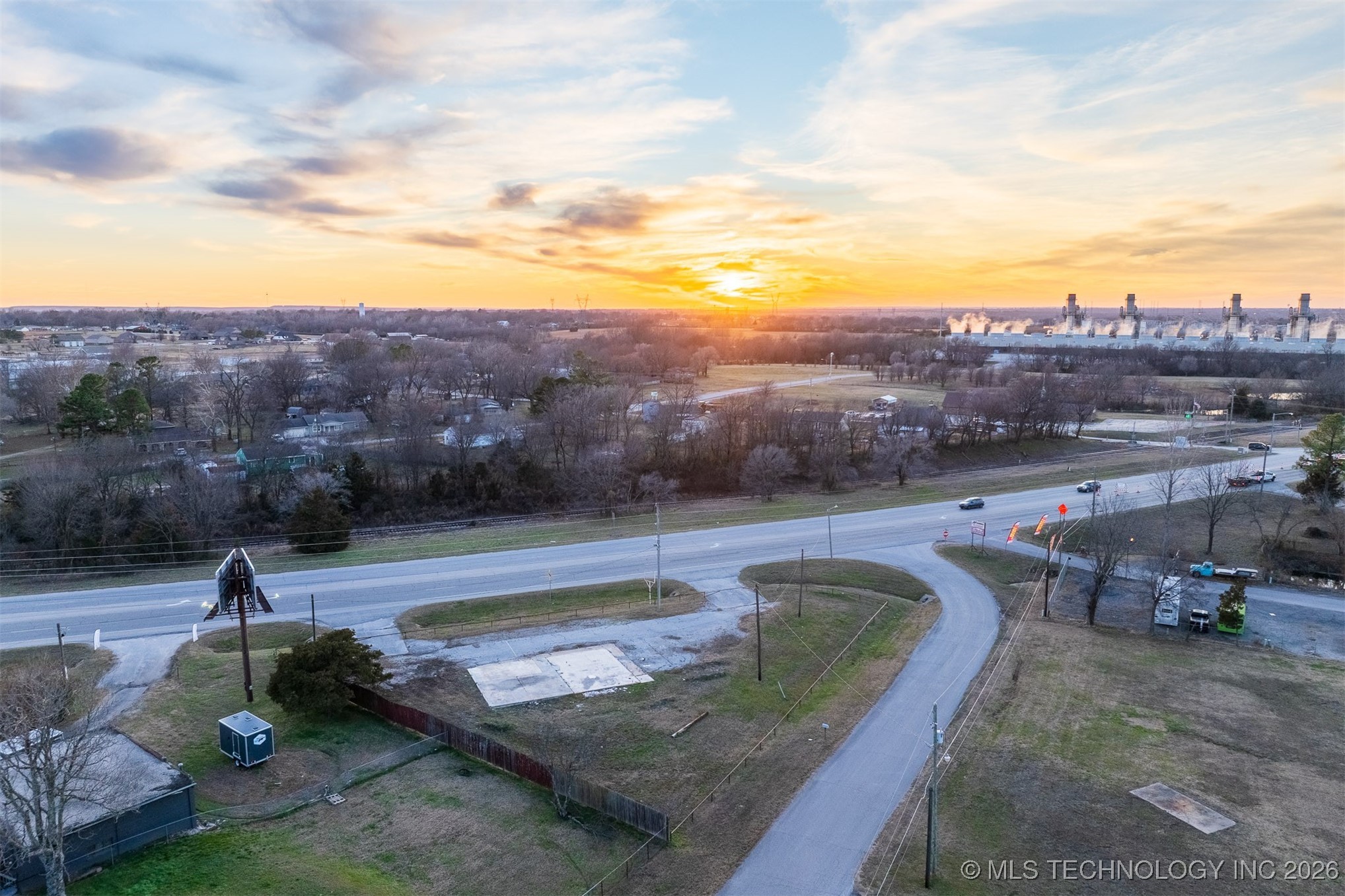 25901 E 51 Highway Property Photo 16