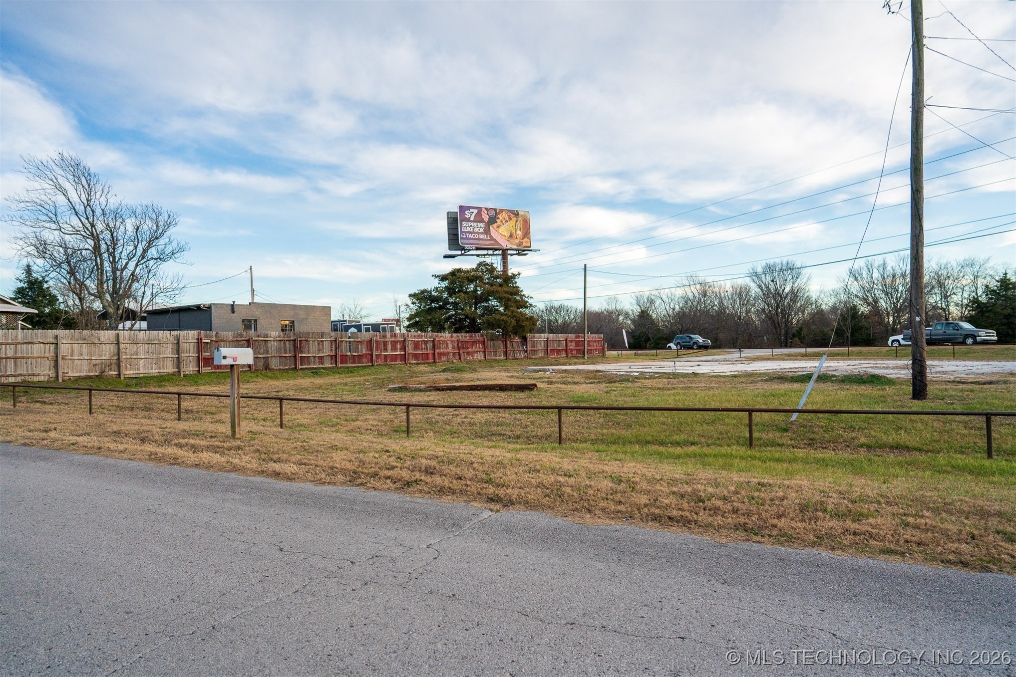 25901 E 51 Highway Property Photo 31