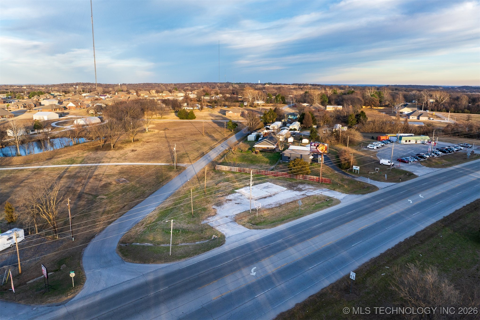 25901 E 51 Highway Property Photo 44