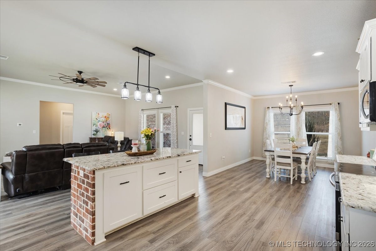 2086 N Ranchette Road Property Photo 8