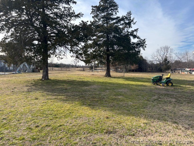 101950 S 4705 Road Property Photo 5