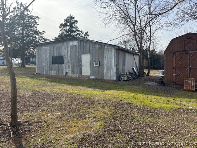 101950 S 4705 Road Property Photo 9