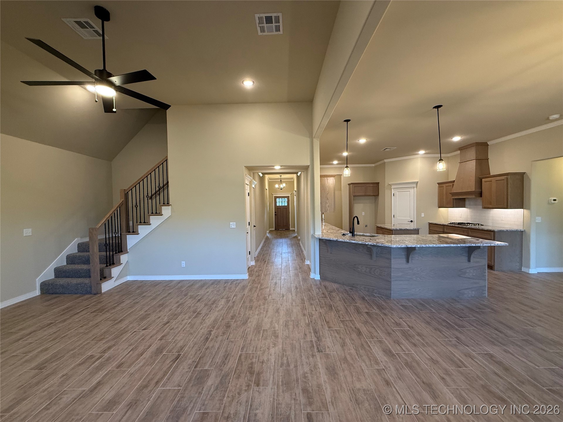 15971 Munson Court Property Photo 4