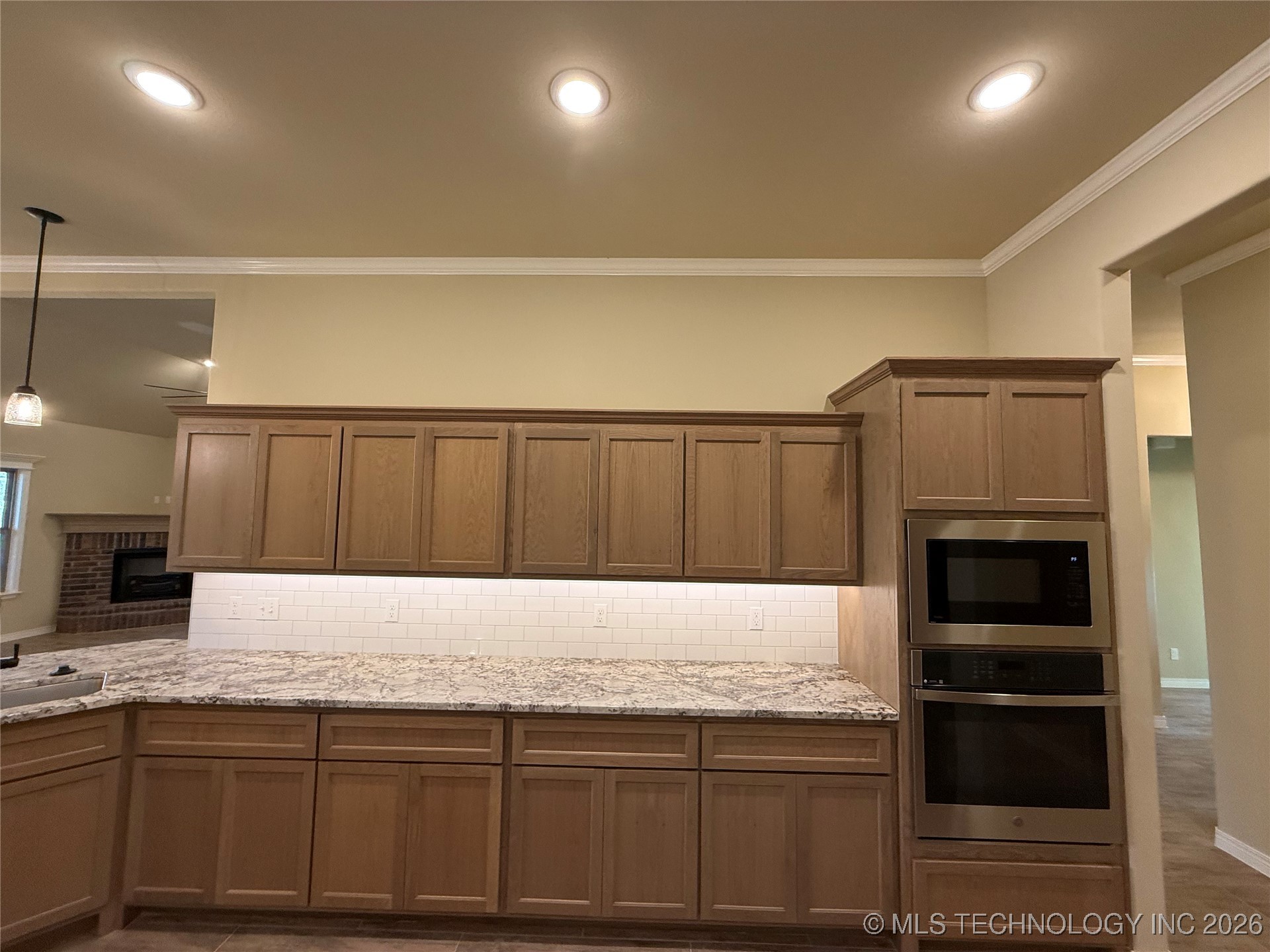 15971 Munson Court Property Photo 10