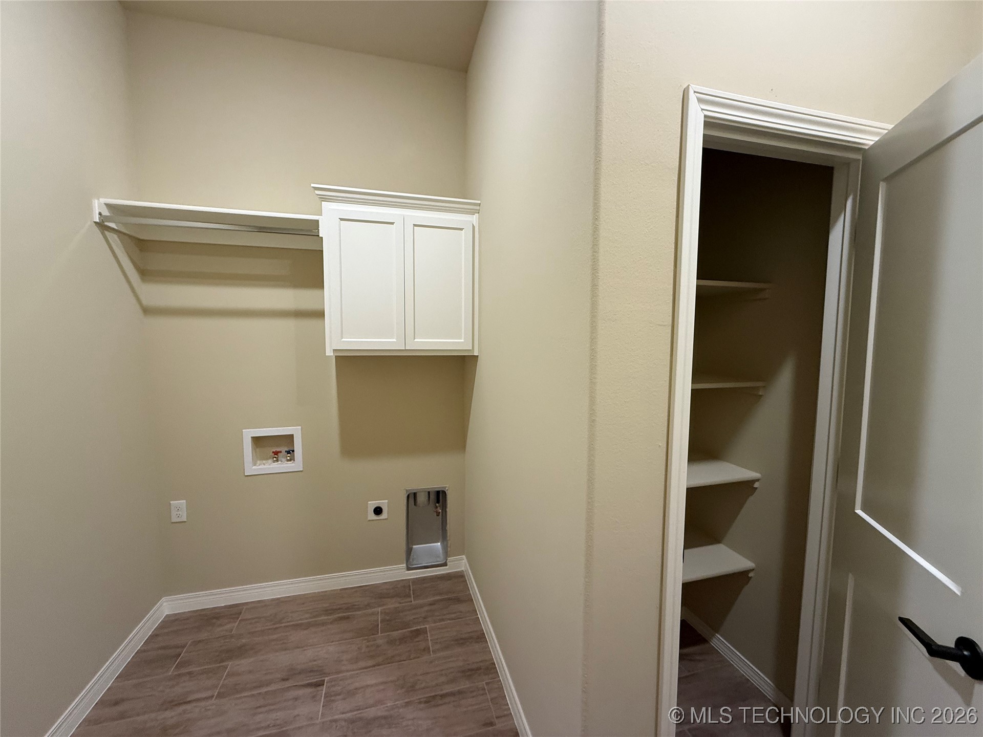 15971 Munson Court Property Photo 28