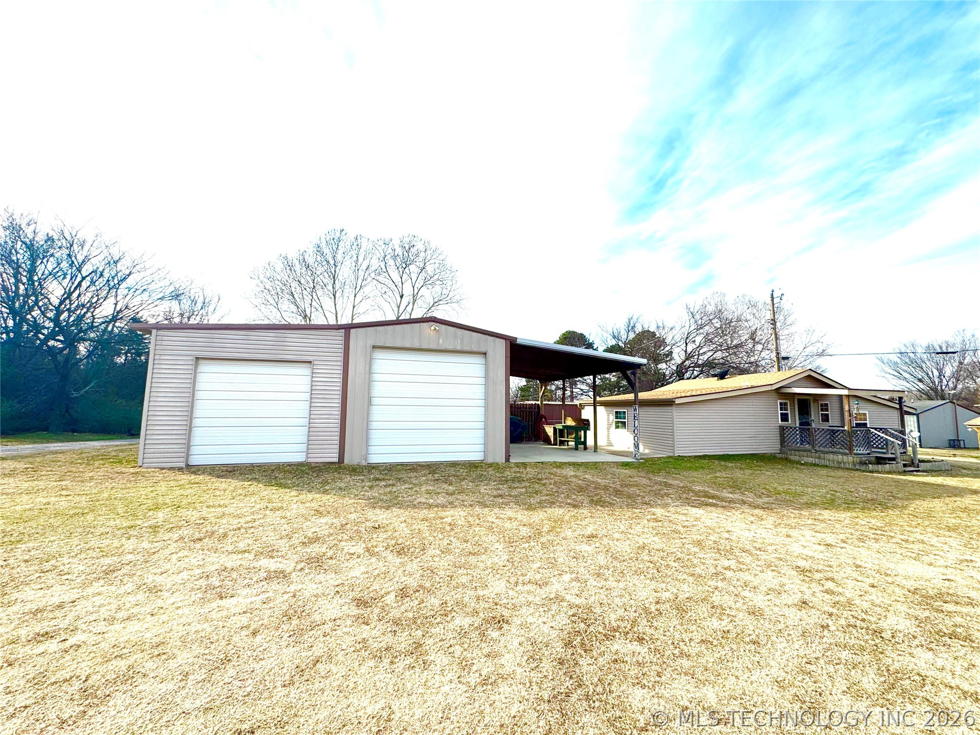 419121 E 1145 Road Property Photo 1