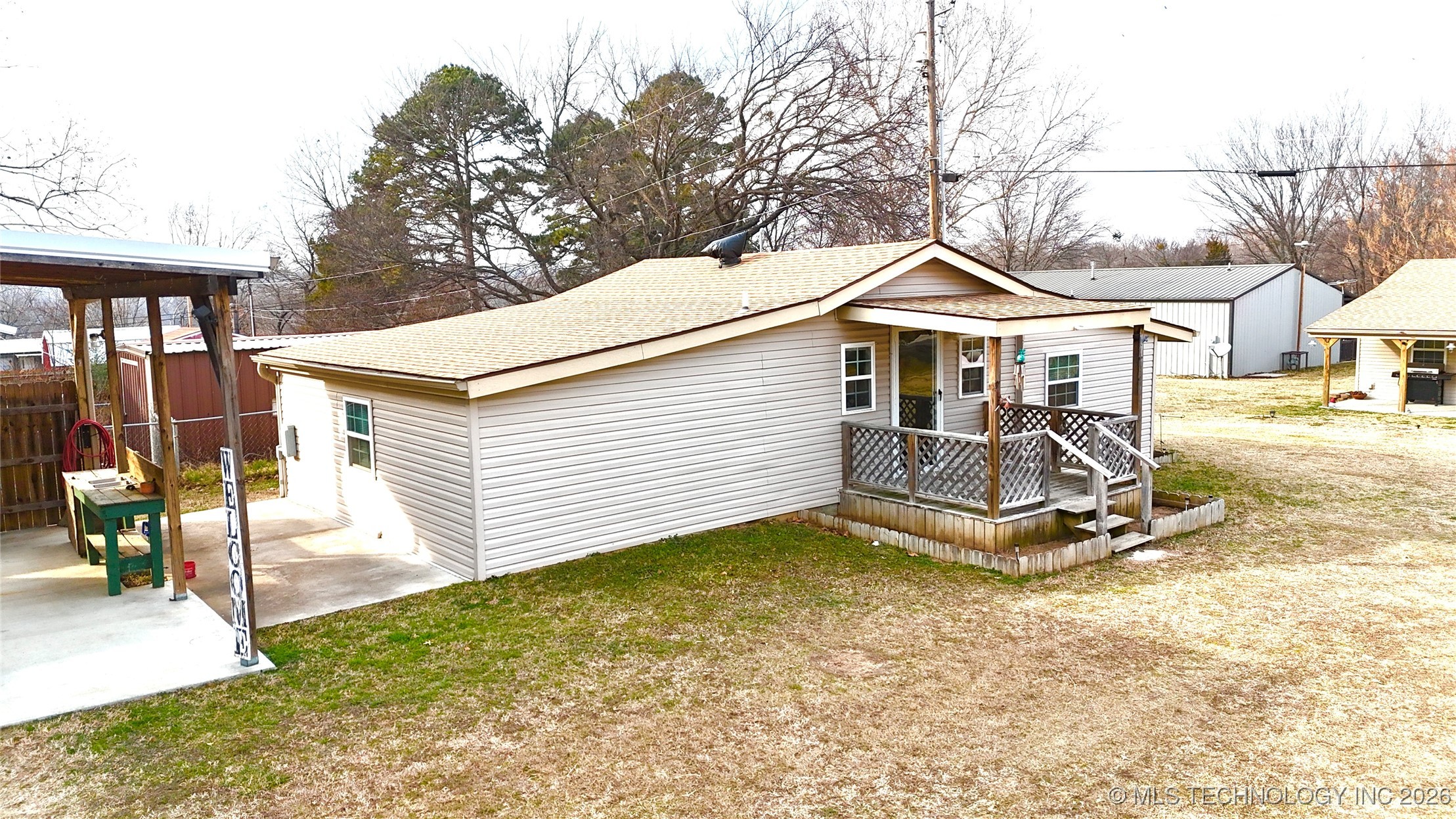 419121 E 1145 Road Property Photo 5
