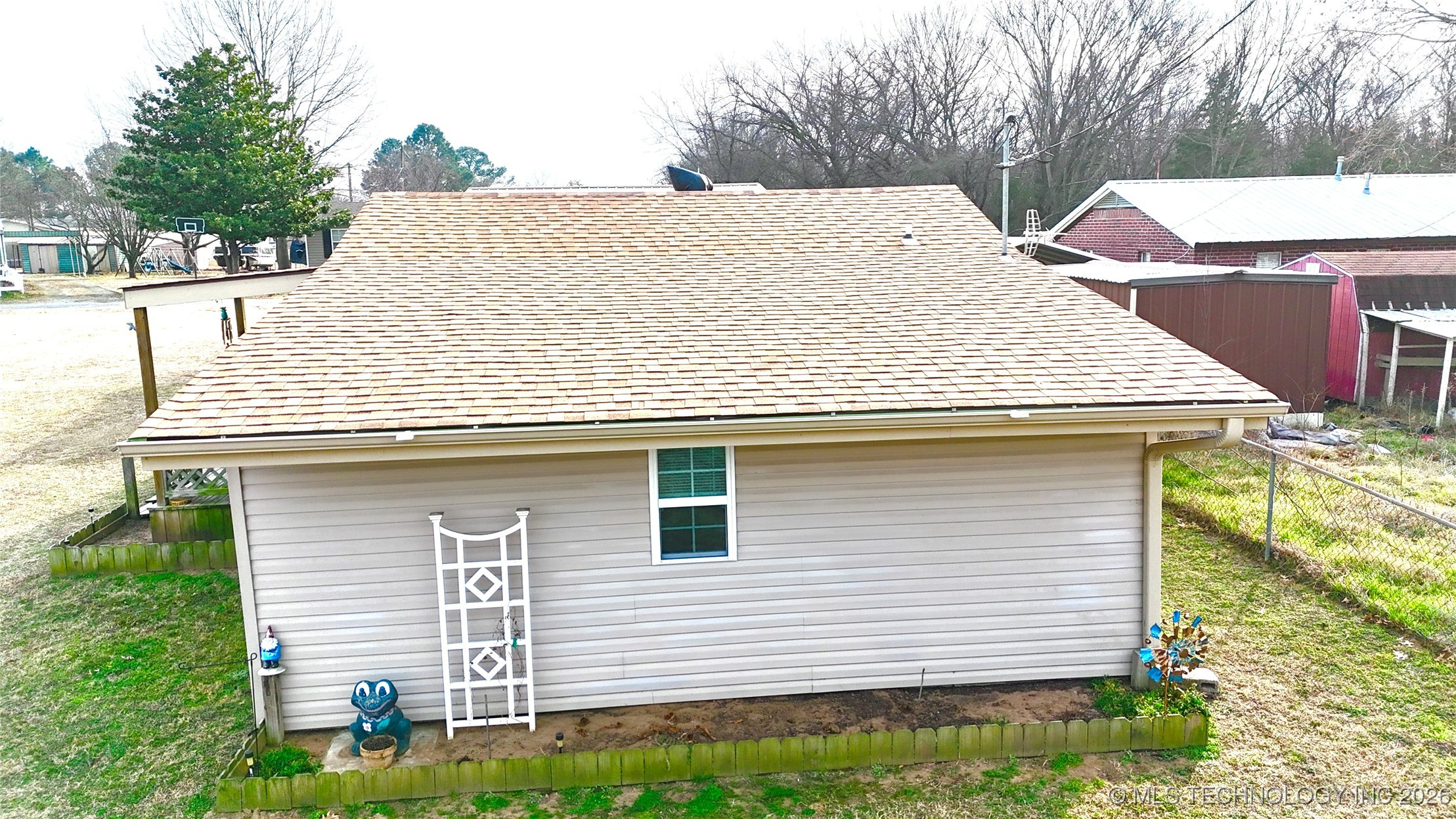 419121 E 1145 Road Property Photo 6