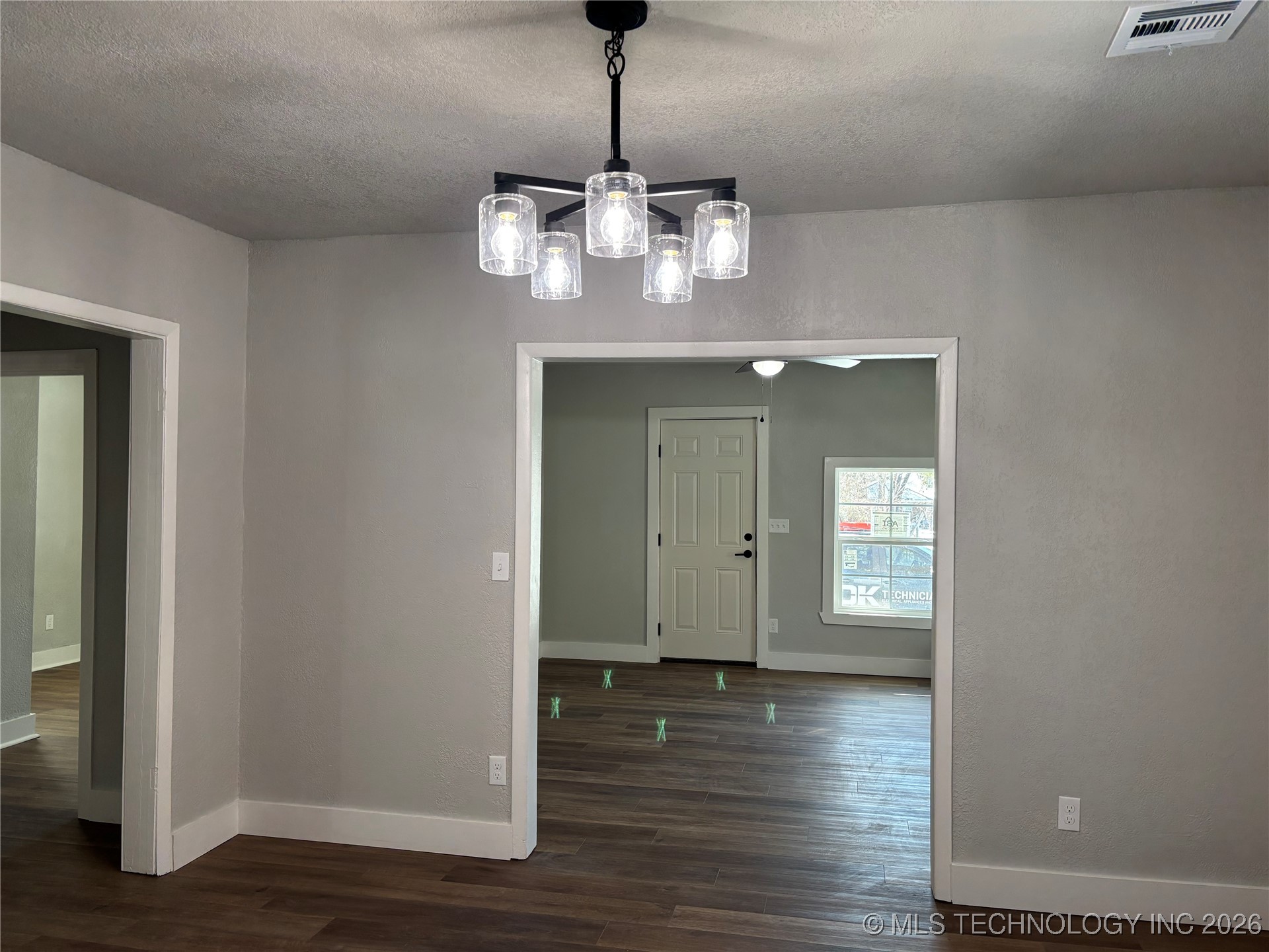 721 Roff Street Ne Property Photo 4