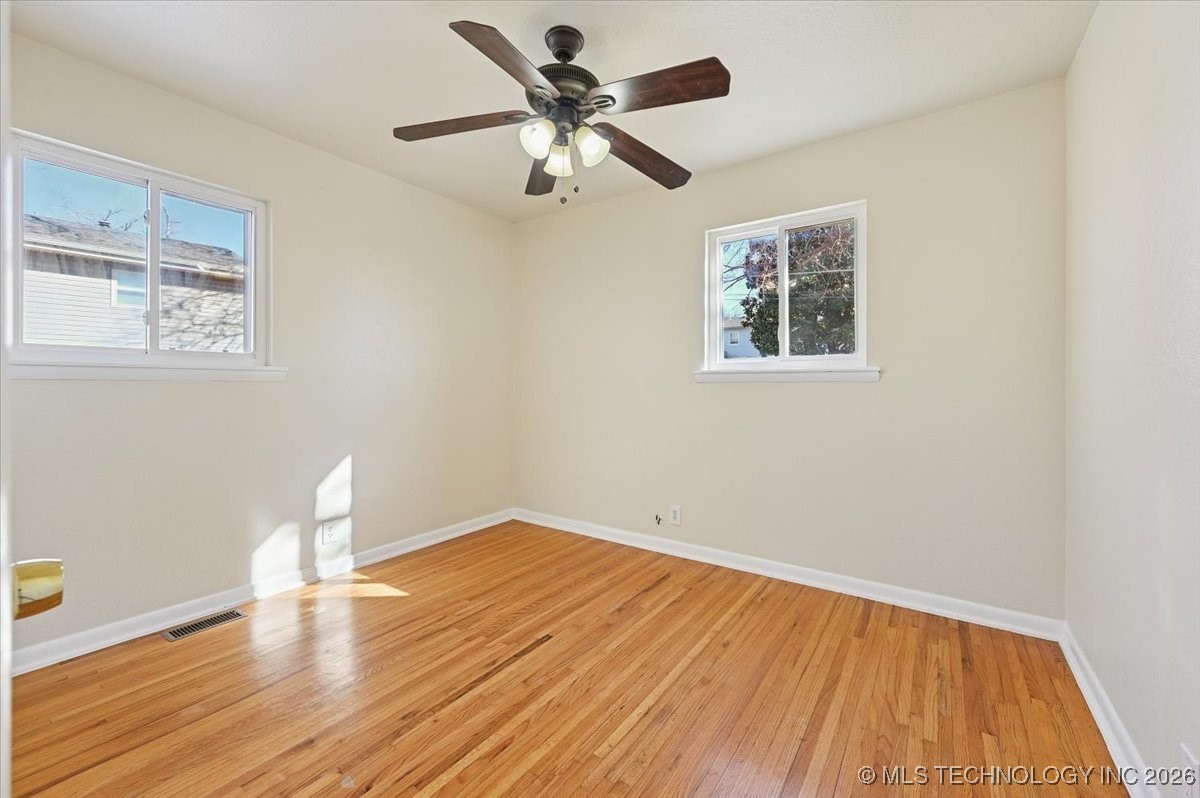 1017 N Cedar Avenue Property Photo 6