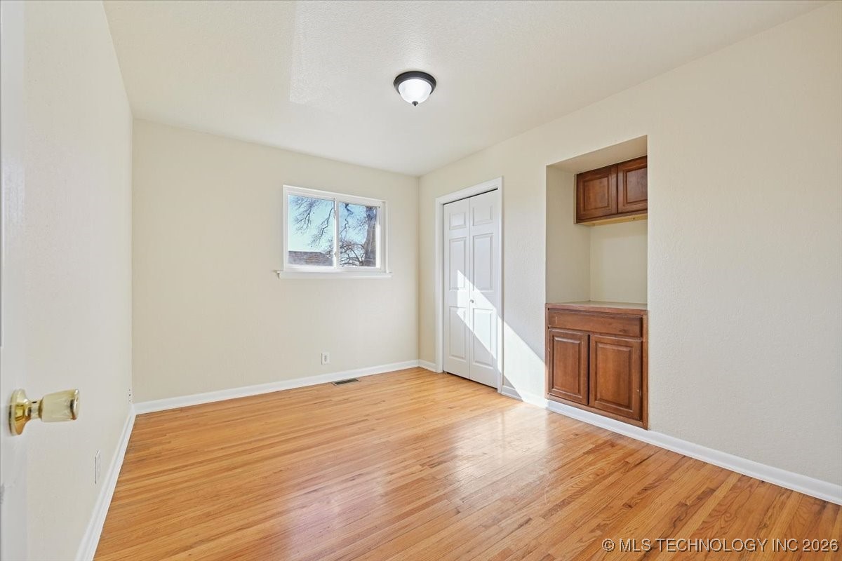 1017 N Cedar Avenue Property Photo 19