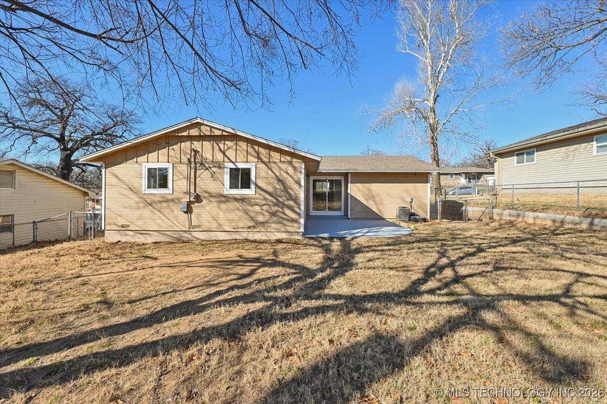 1017 N Cedar Avenue Property Photo 31