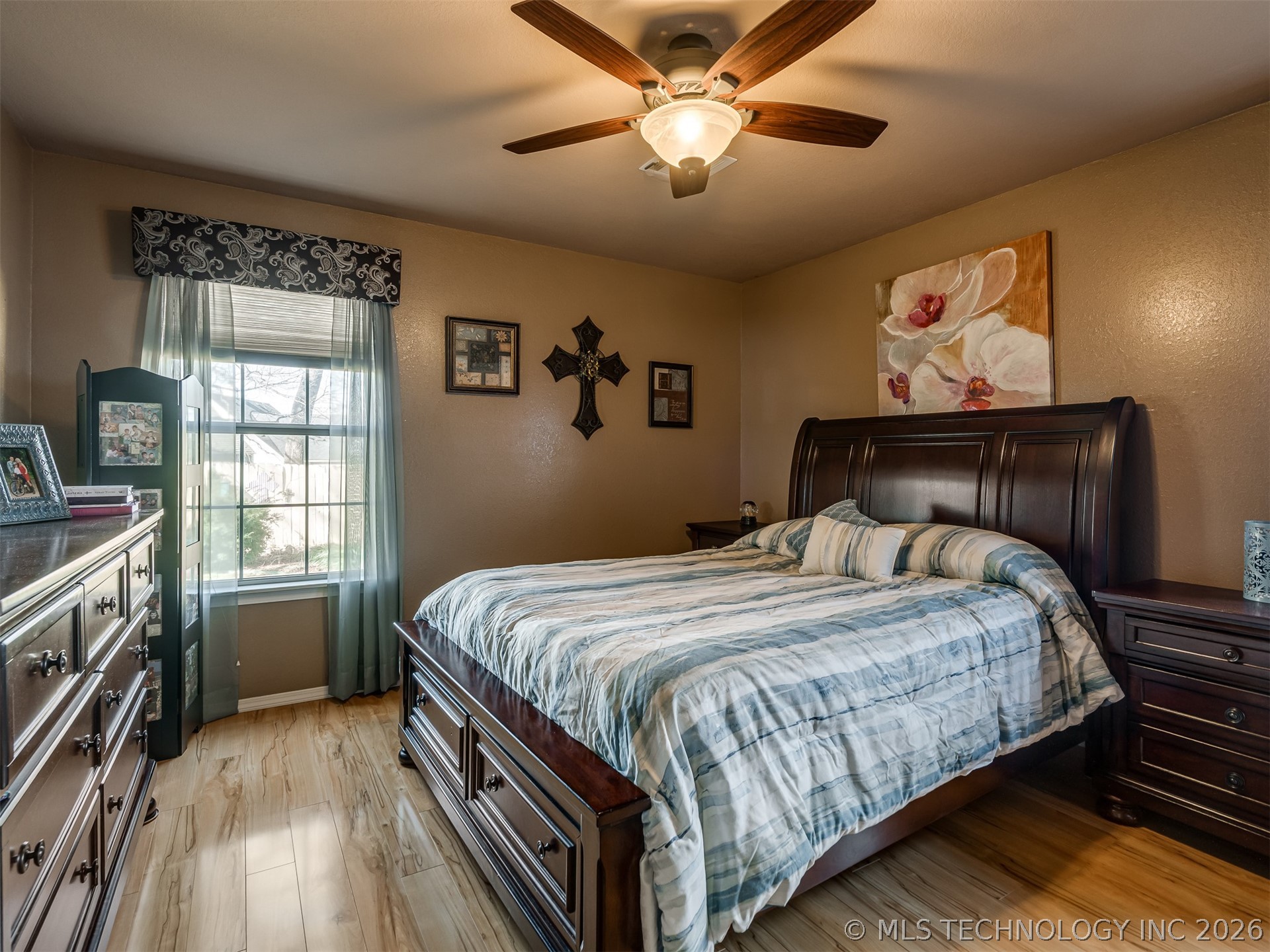 6108 S Waco Avenue Property Photo 5