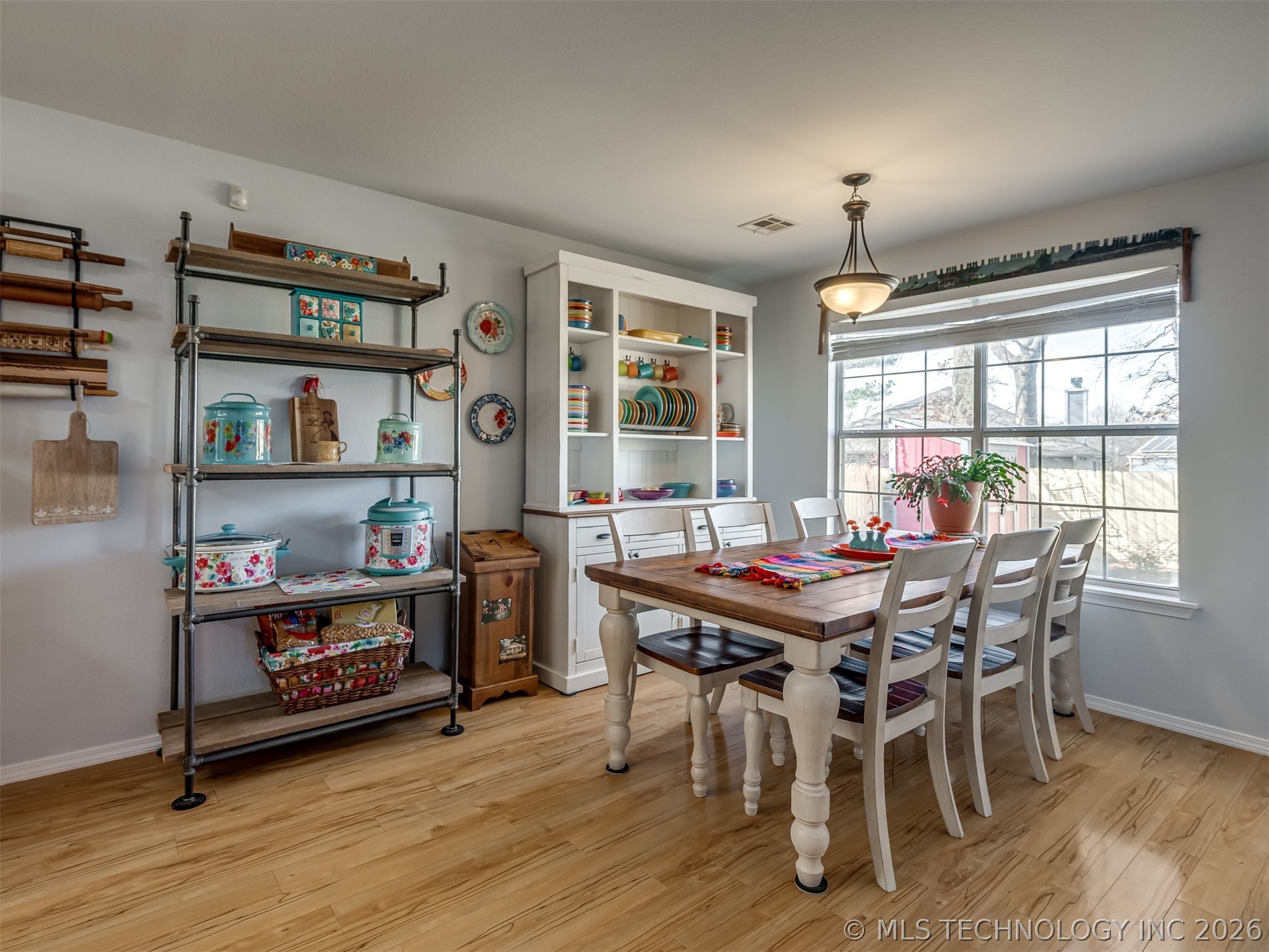 6108 S Waco Avenue Property Photo 18