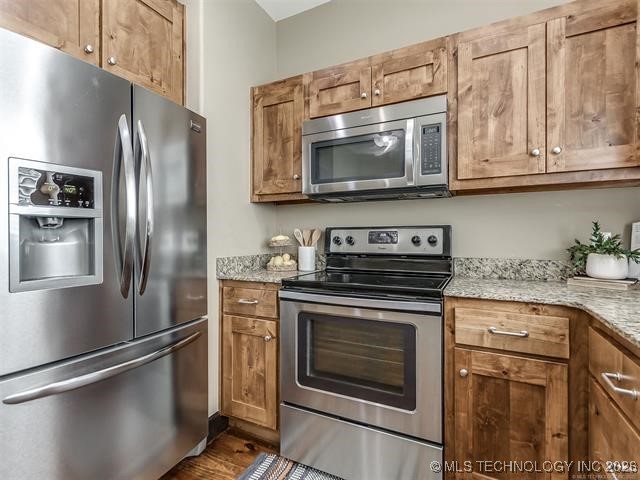 2031 Nova Avenue 4 Property Photo 8