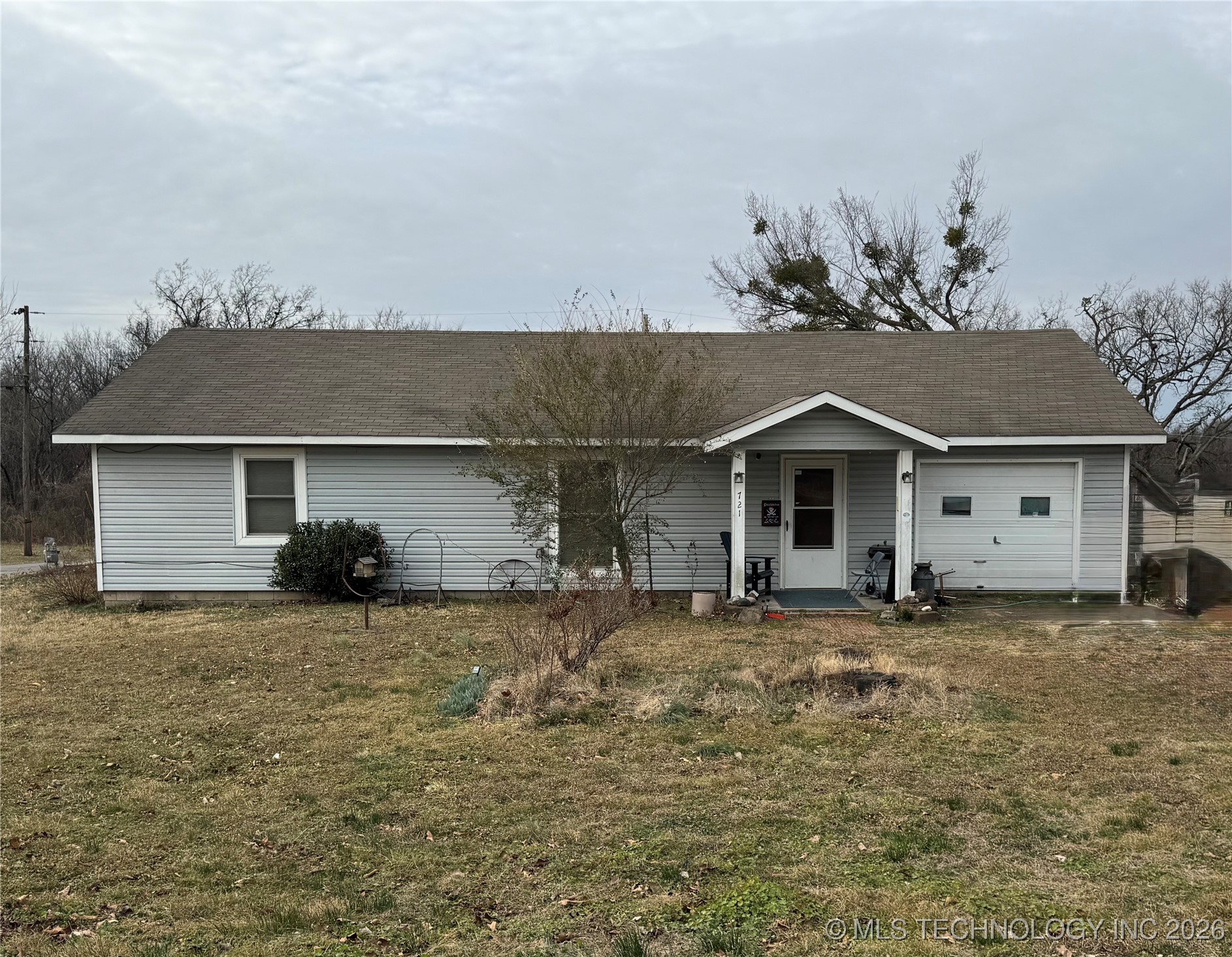 721 Hill Street Property Photo 1