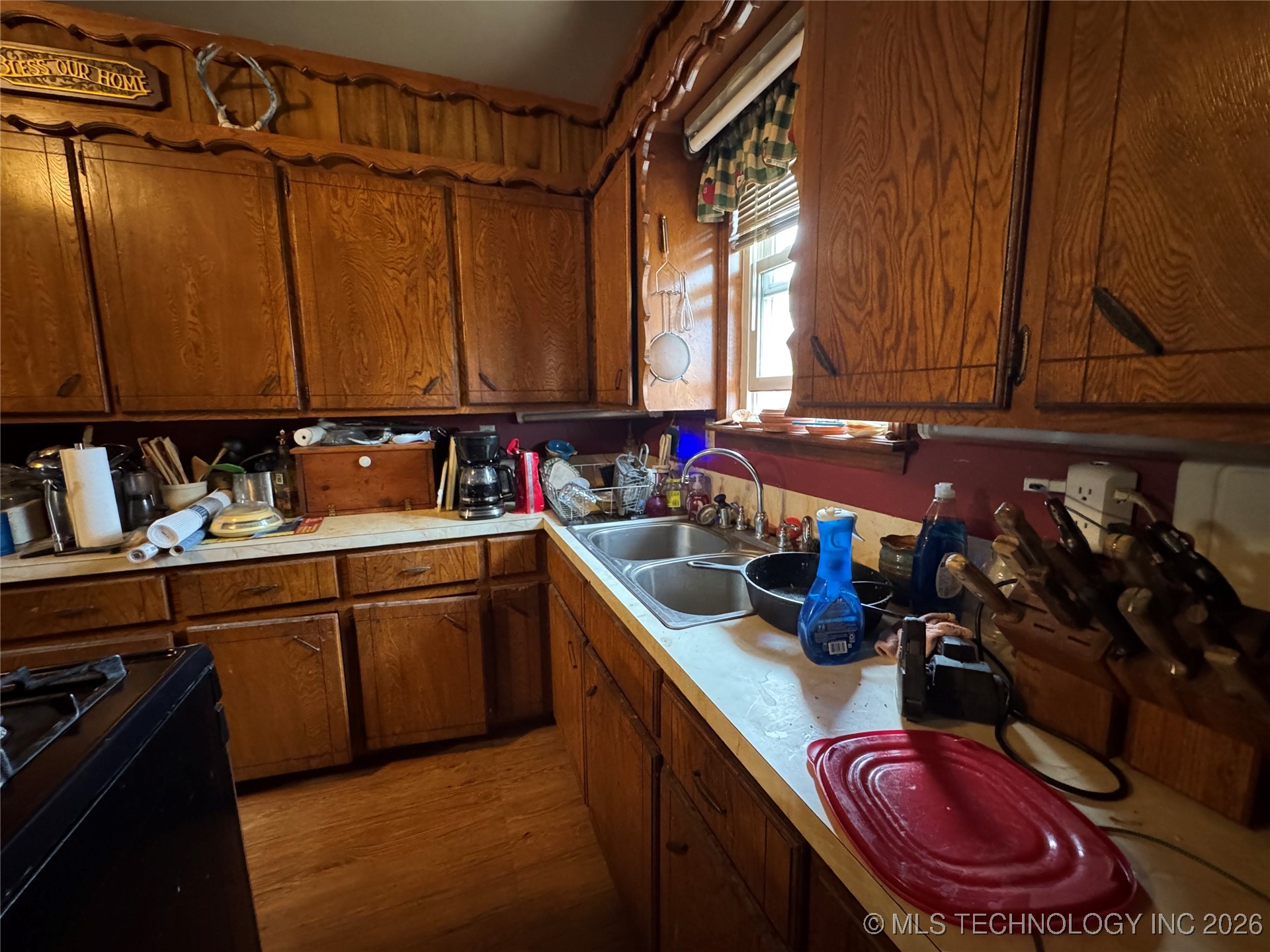 721 Hill Street Property Photo 11