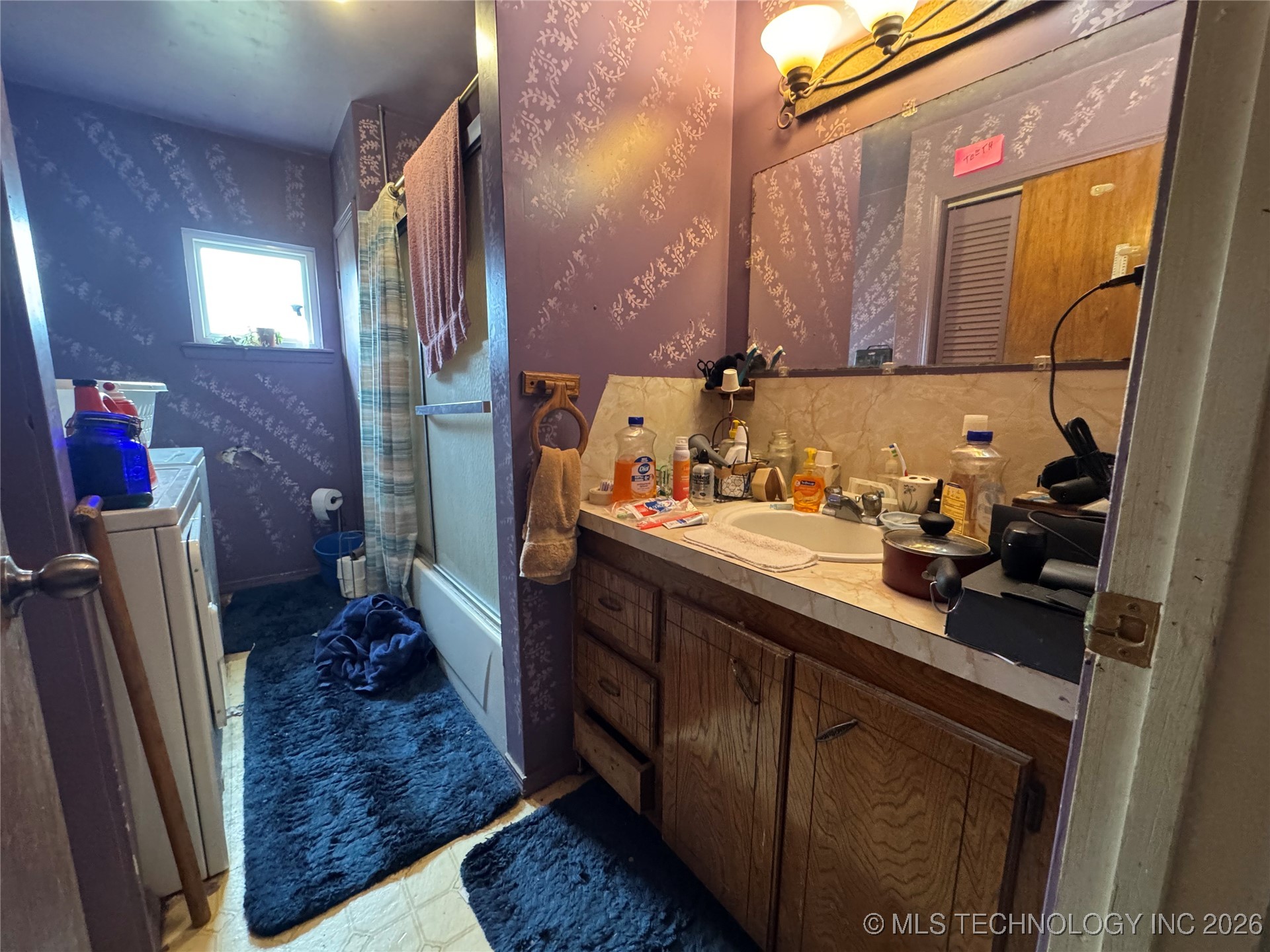 721 Hill Street Property Photo 16