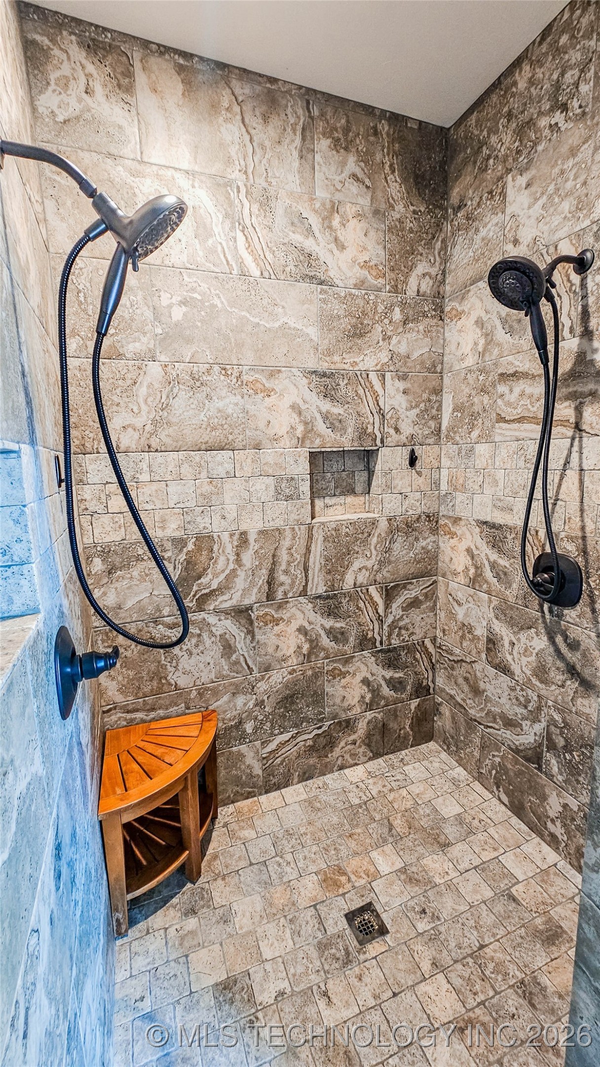 417165 Mockingbird Lane Property Photo 39