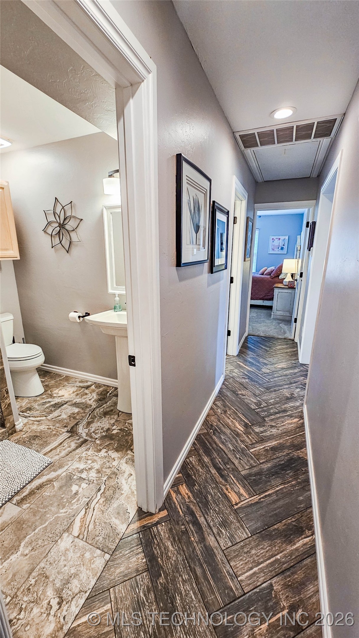 417165 Mockingbird Lane Property Photo 42