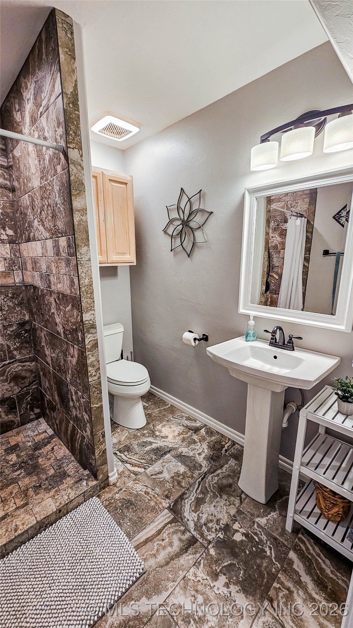 417165 Mockingbird Lane Property Photo 54