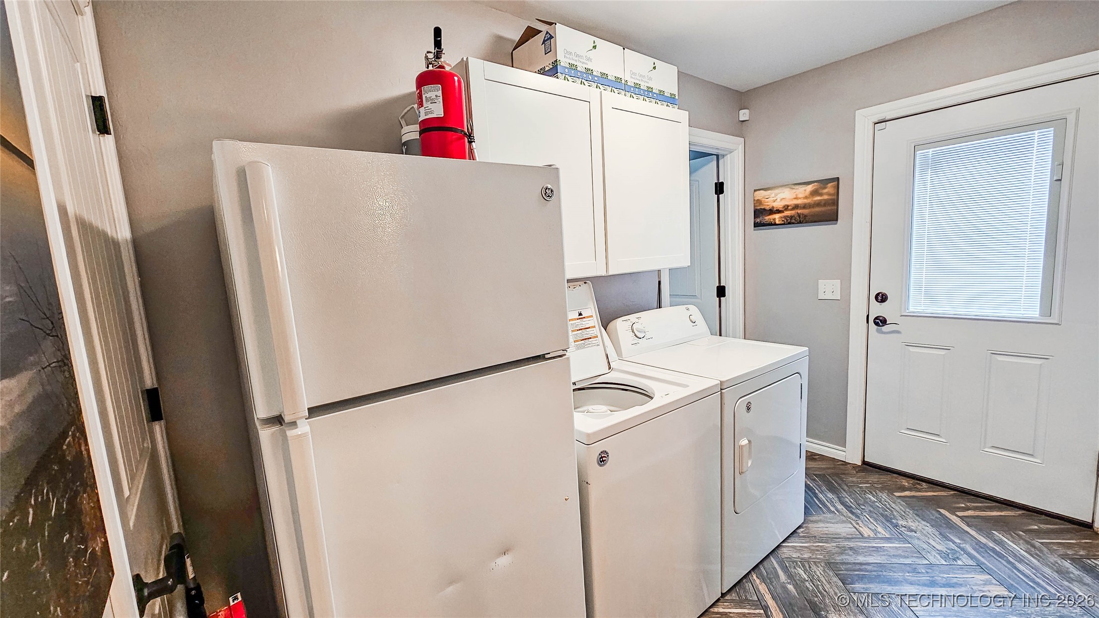 417165 Mockingbird Lane Property Photo 56