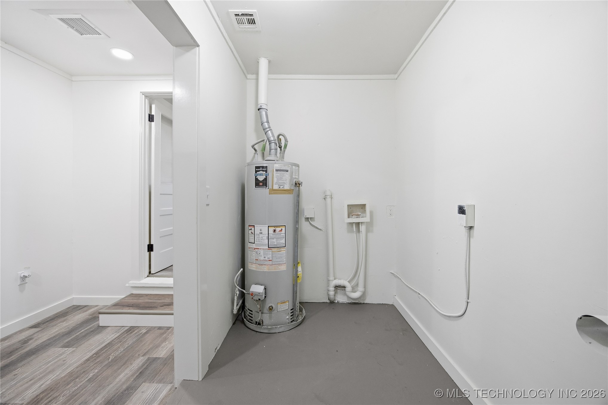 306 First Street Property Photo 11