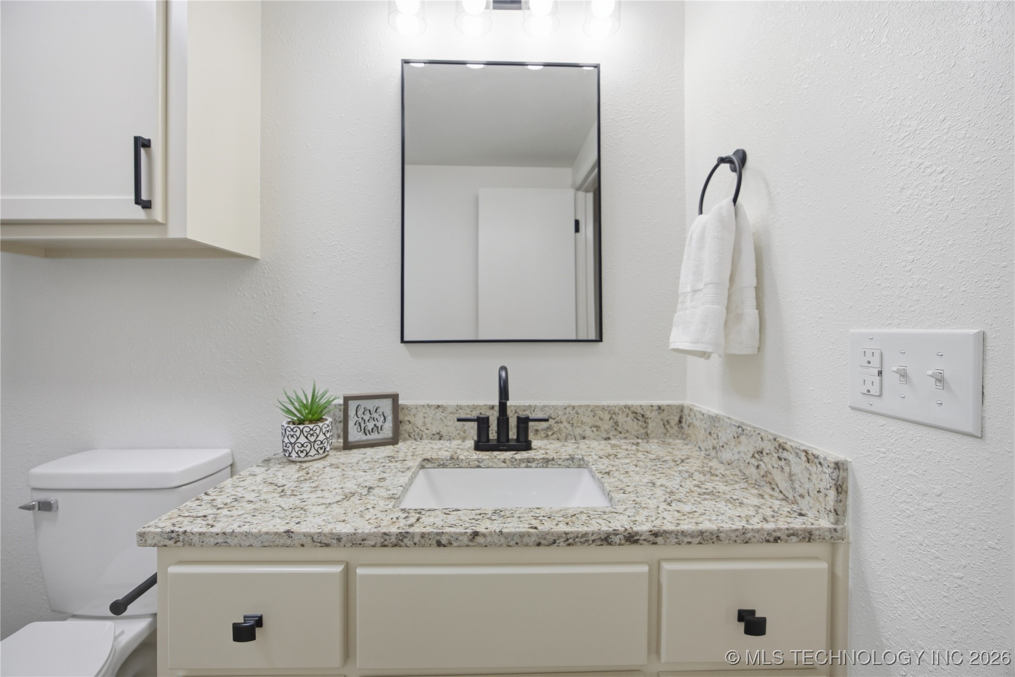 306 First Street Property Photo 20