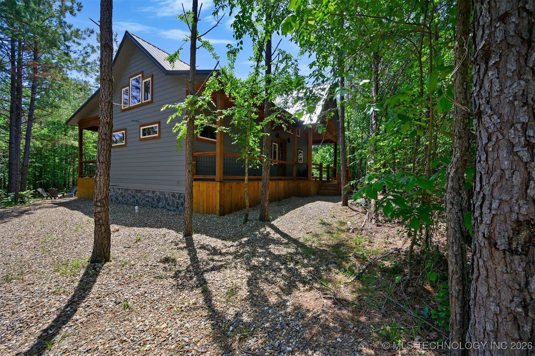 156 S Locust Trail Property Photo 3