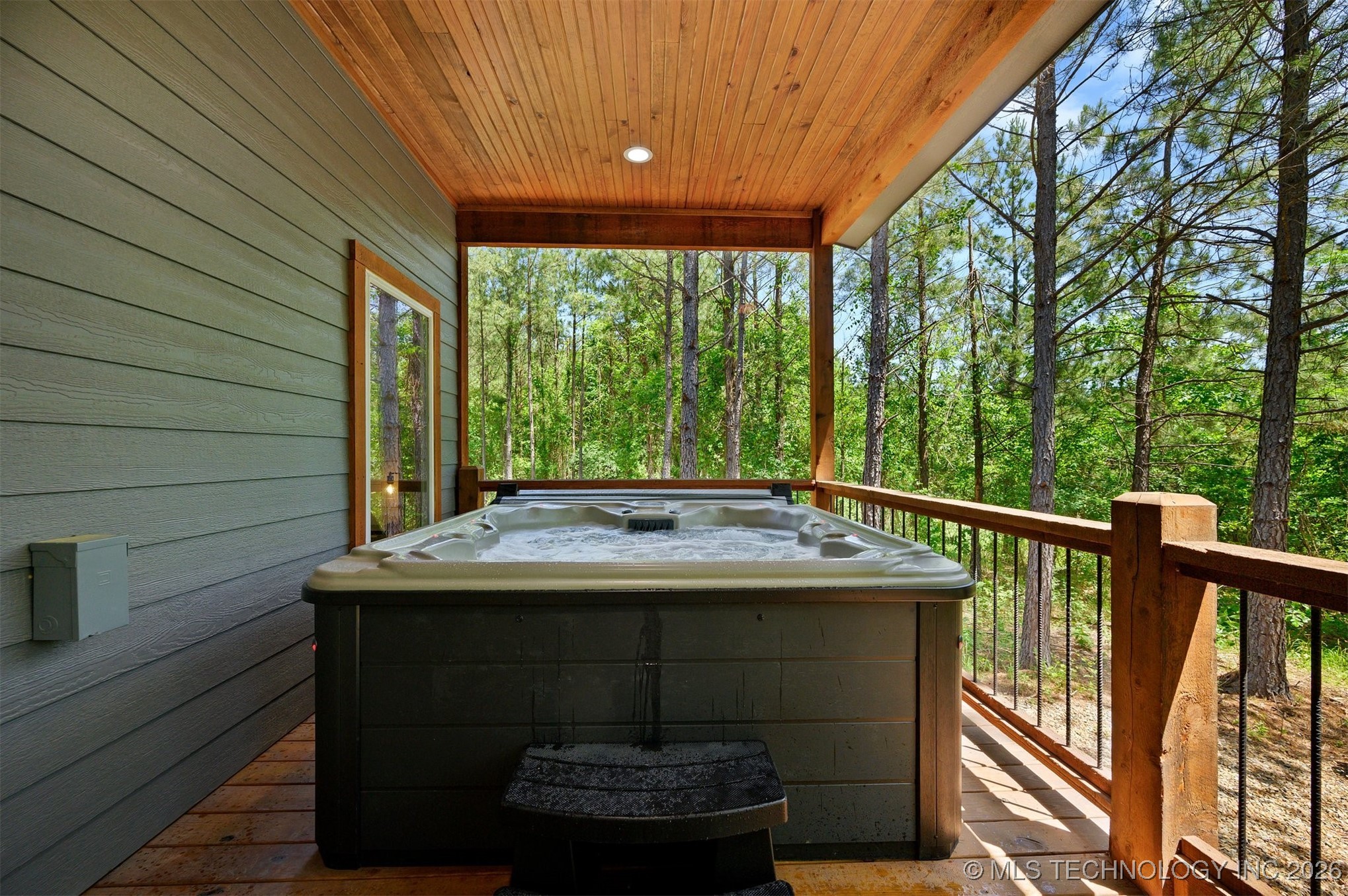 156 S Locust Trail Property Photo 9