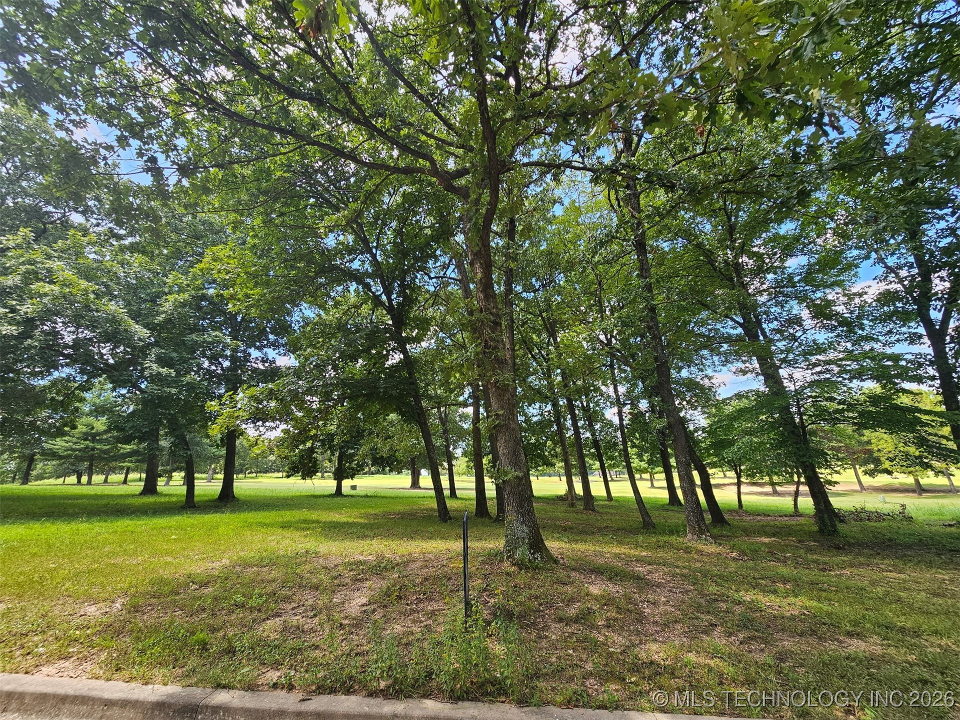 1010 Wilcox Circle Property Photo 2
