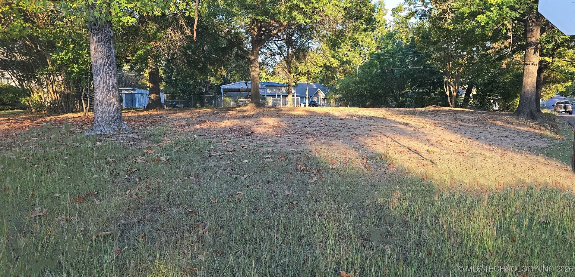 902 N 6th Avenue Property Photo 2