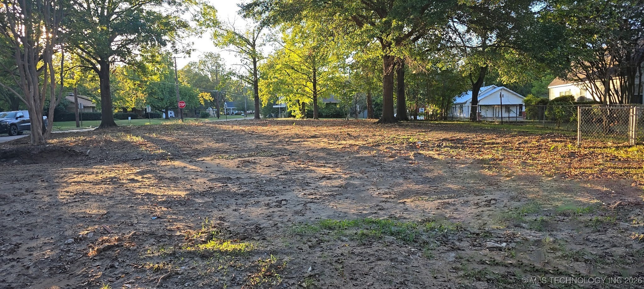 902 N 6th Avenue Property Photo 5