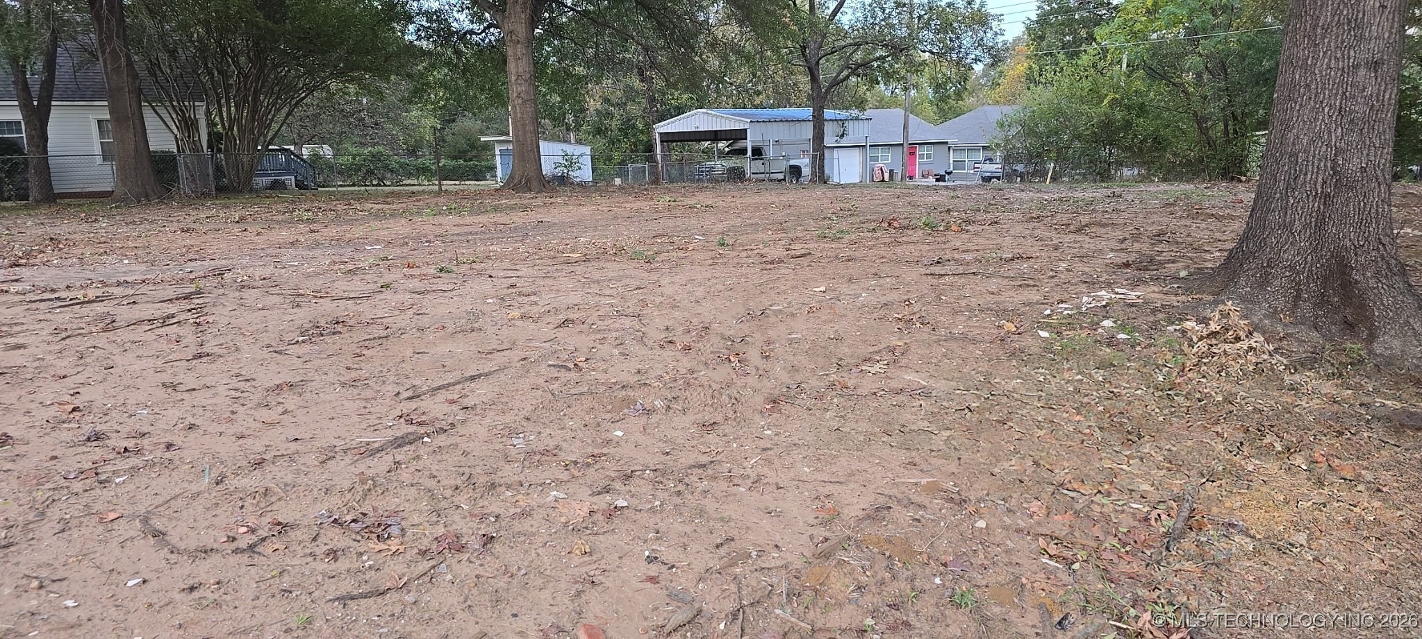 902 N 6th Avenue Property Photo 8