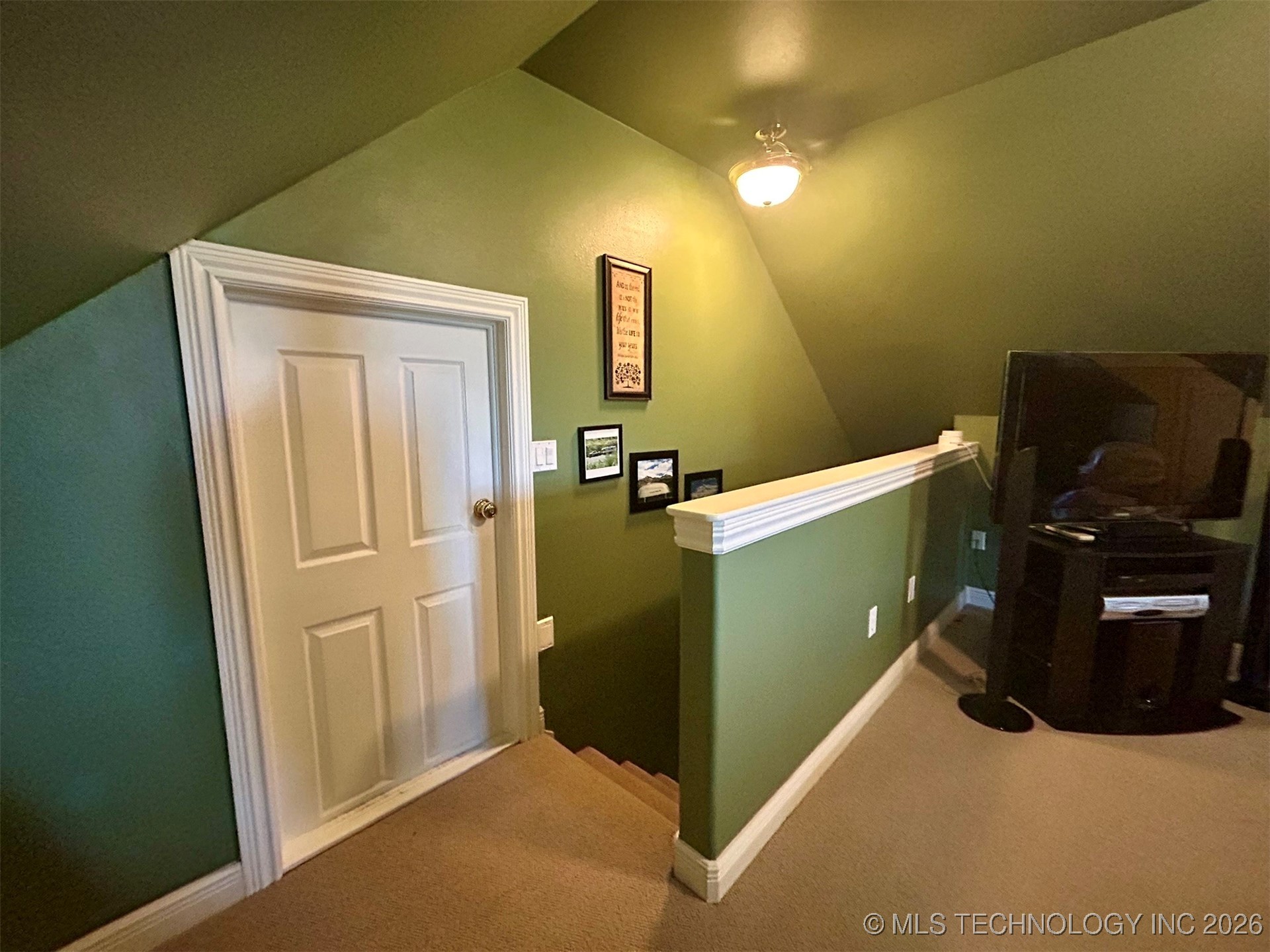 2372 Fox Street Property Photo 24