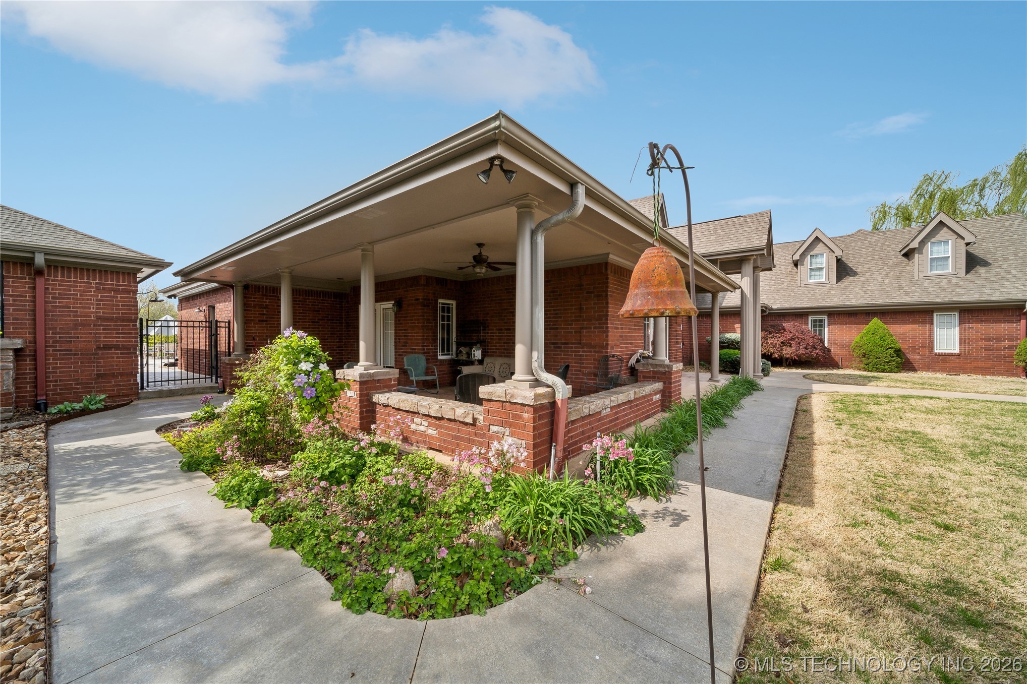 2372 Fox Street Property Photo 26