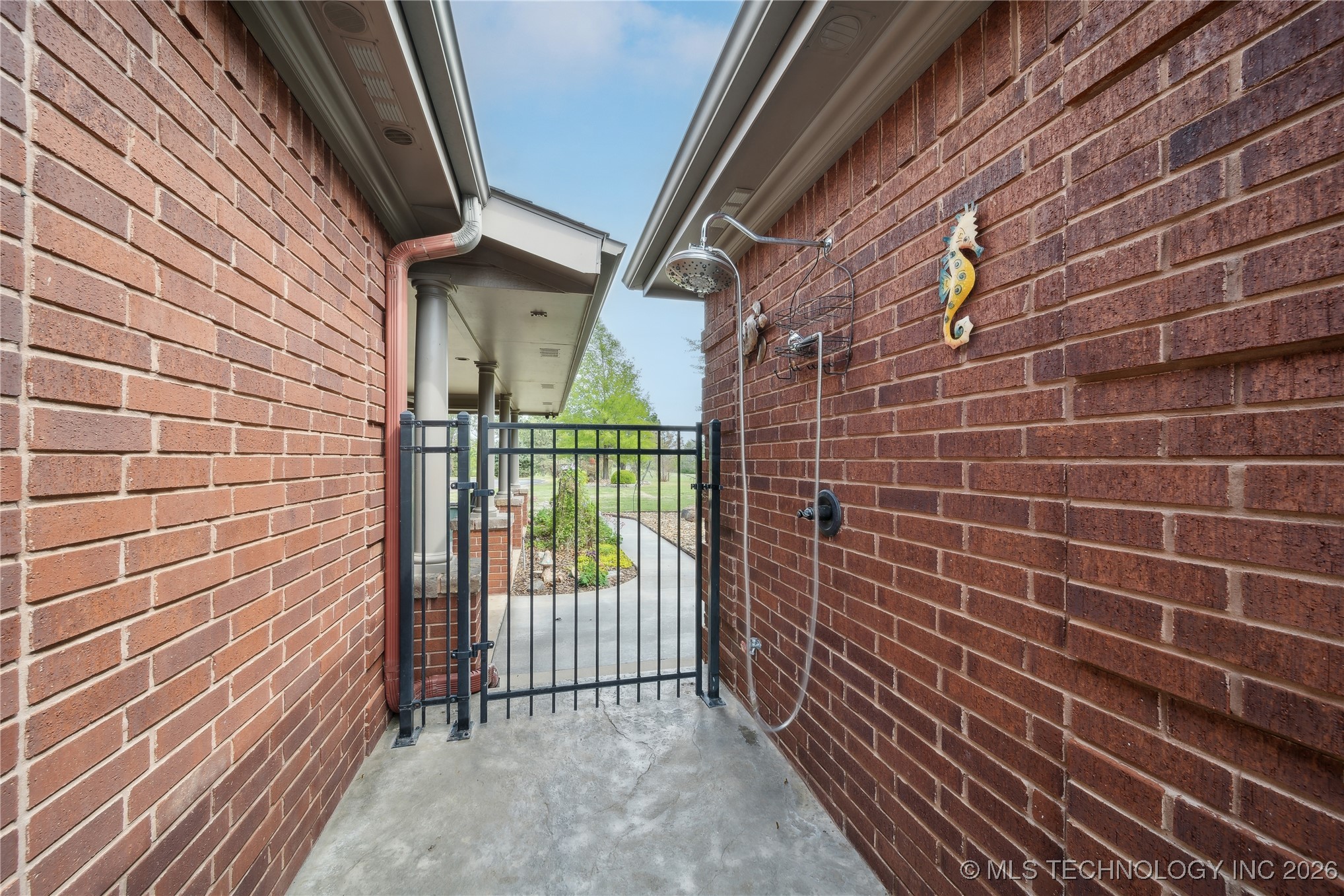 2372 Fox Street Property Photo 27