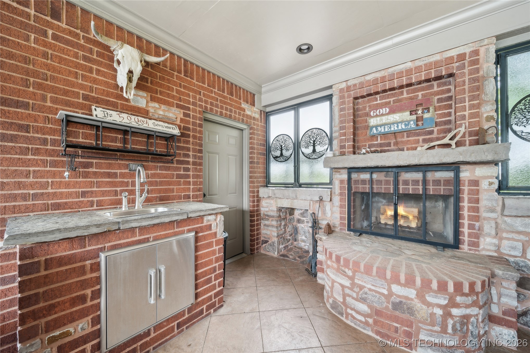 2372 Fox Street Property Photo 29