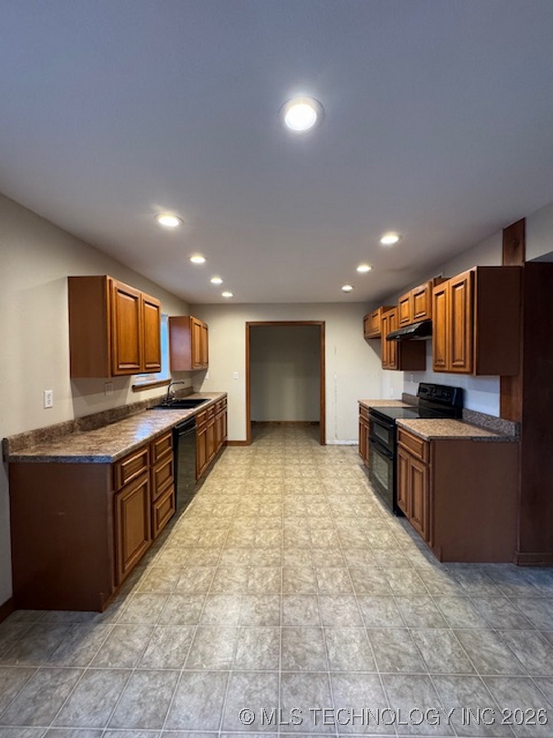 111645 S 4593 Road Property Photo 11