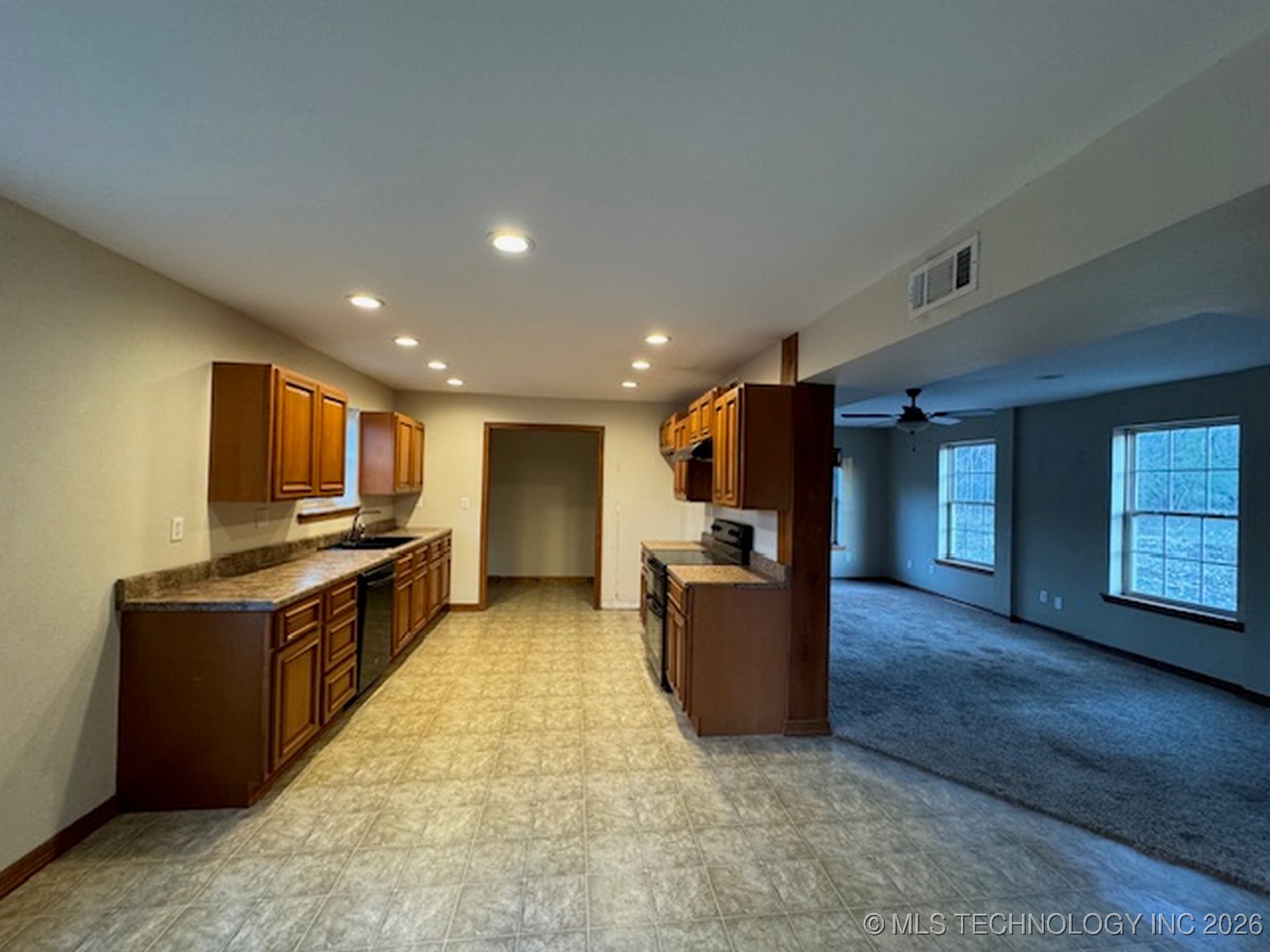111645 S 4593 Road Property Photo 12