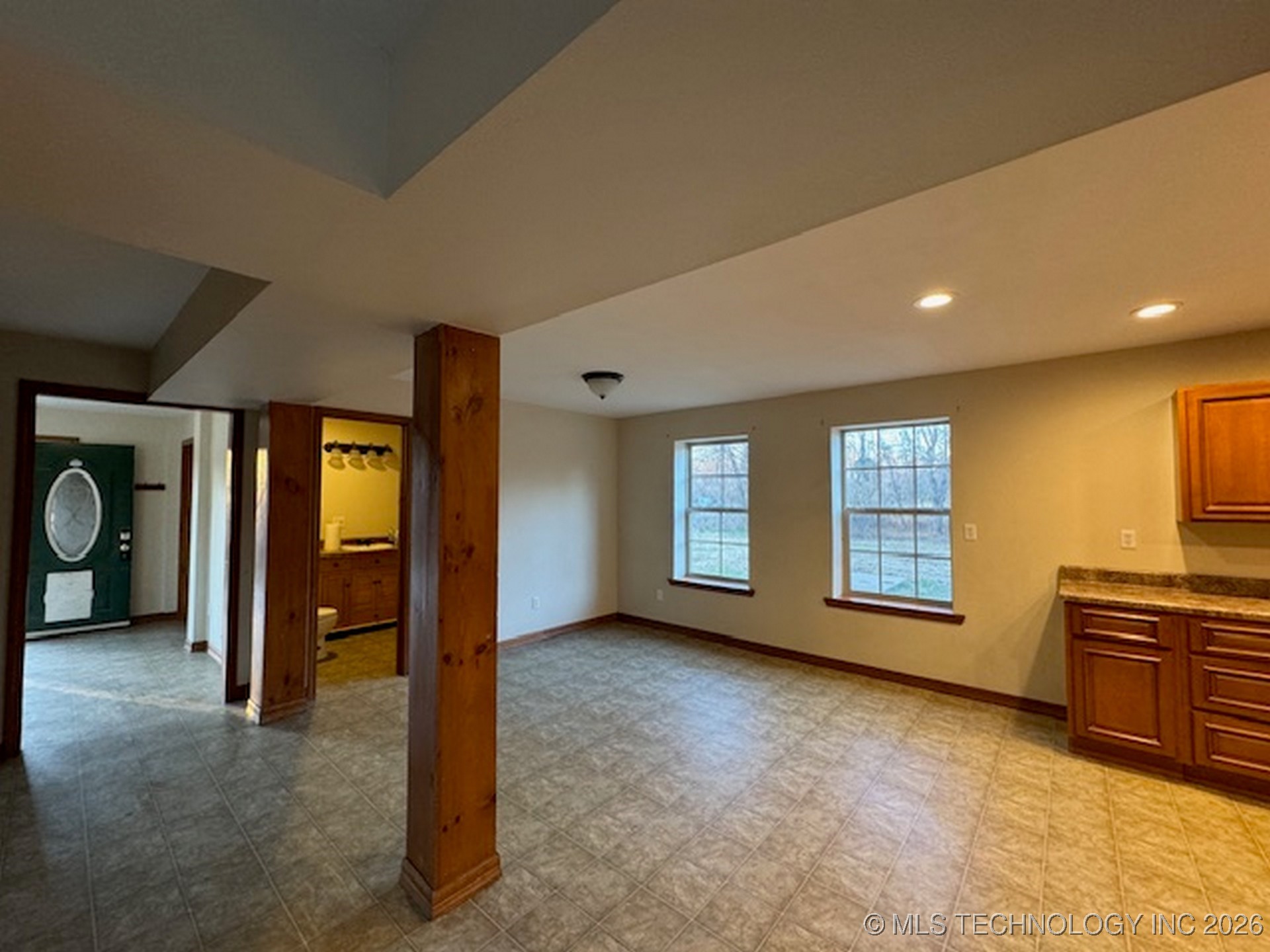 111645 S 4593 Road Property Photo 14