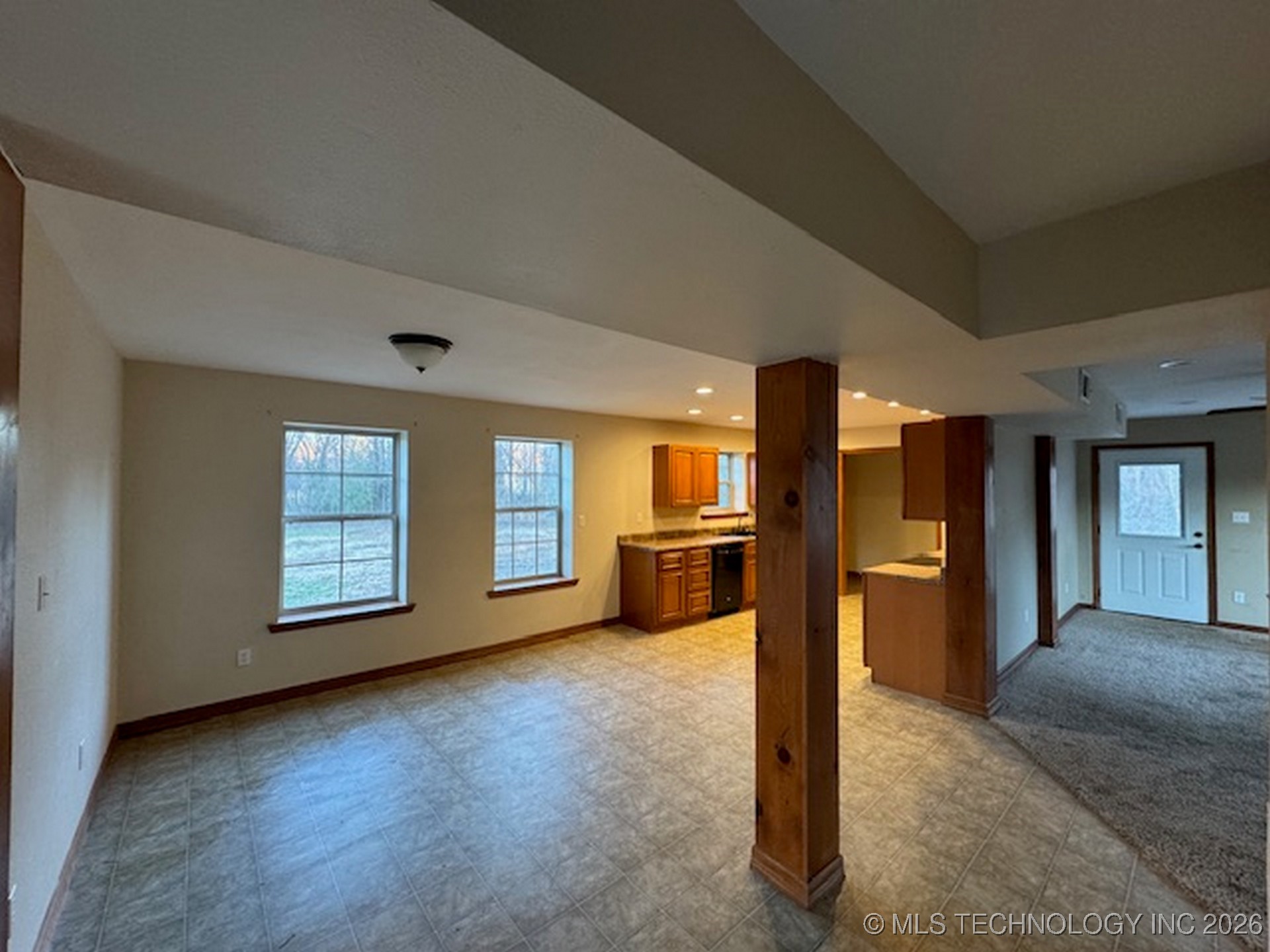 111645 S 4593 Road Property Photo 15