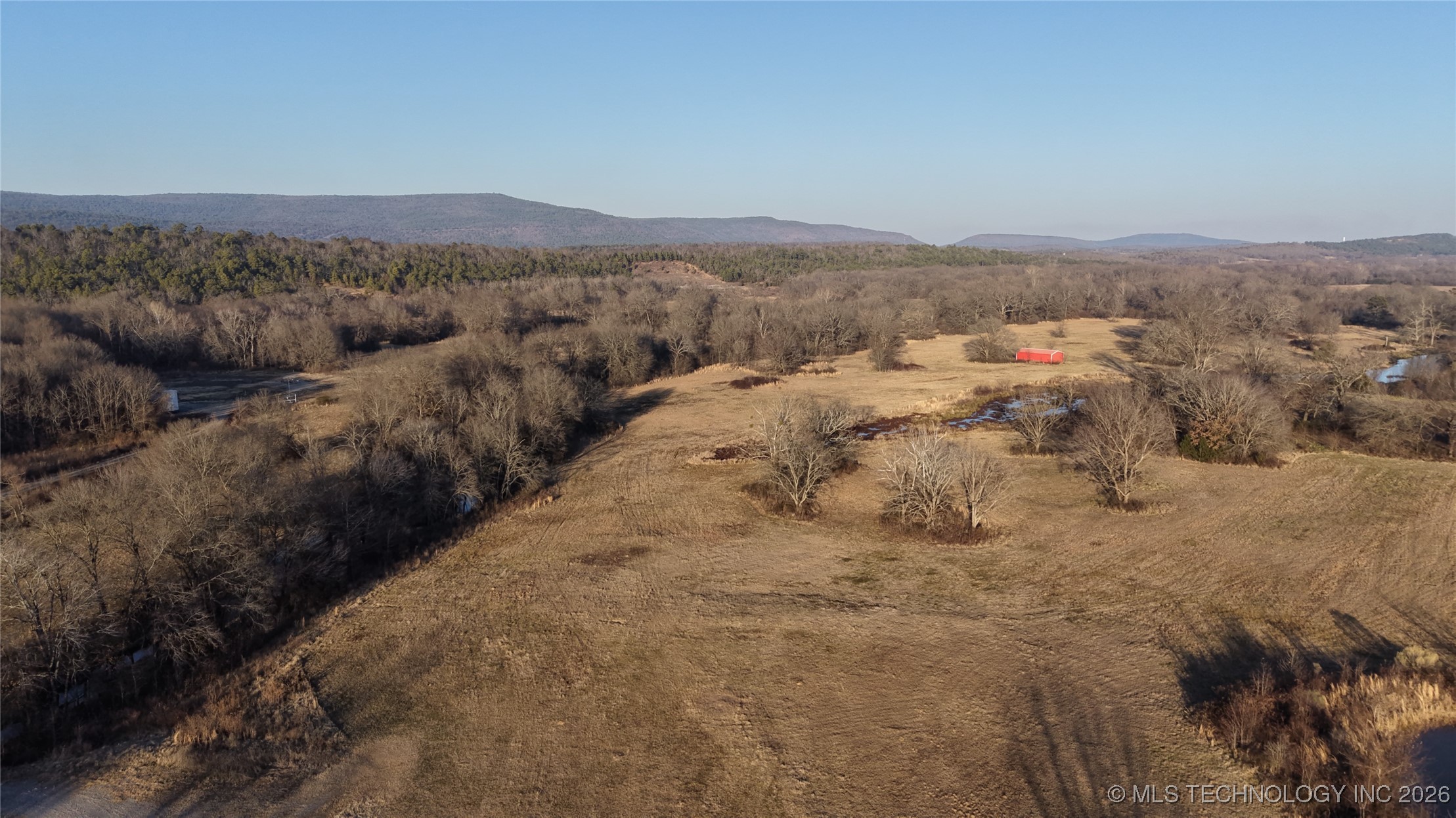 100 Property Photo 8