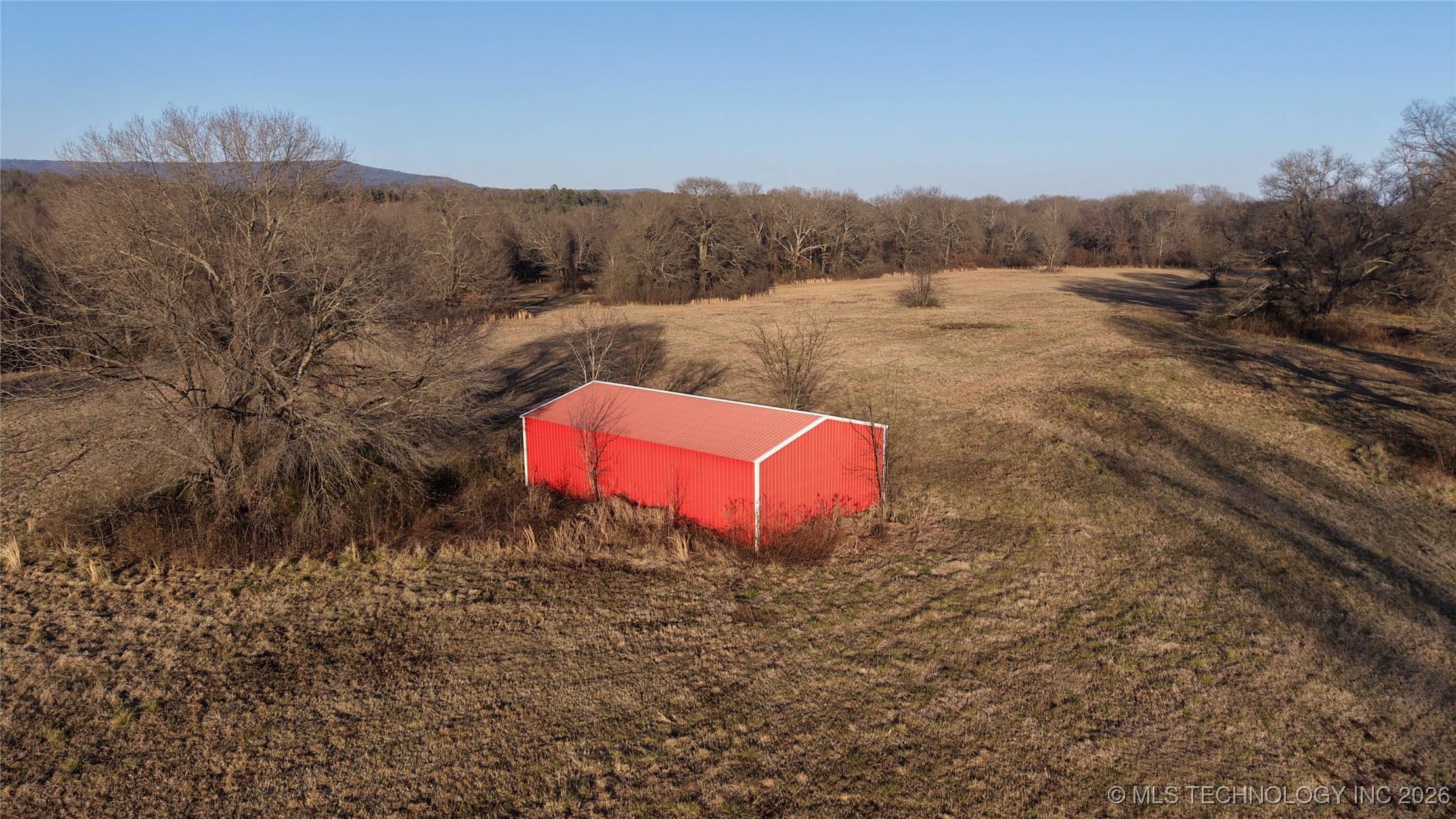 100 Property Photo 15