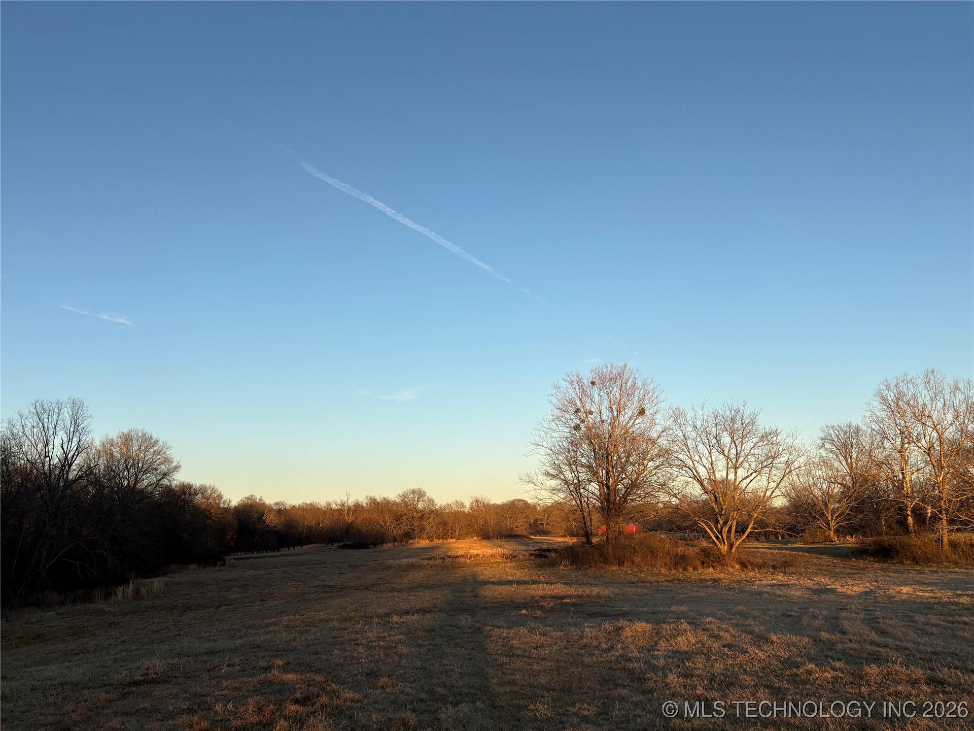 100 Property Photo 29