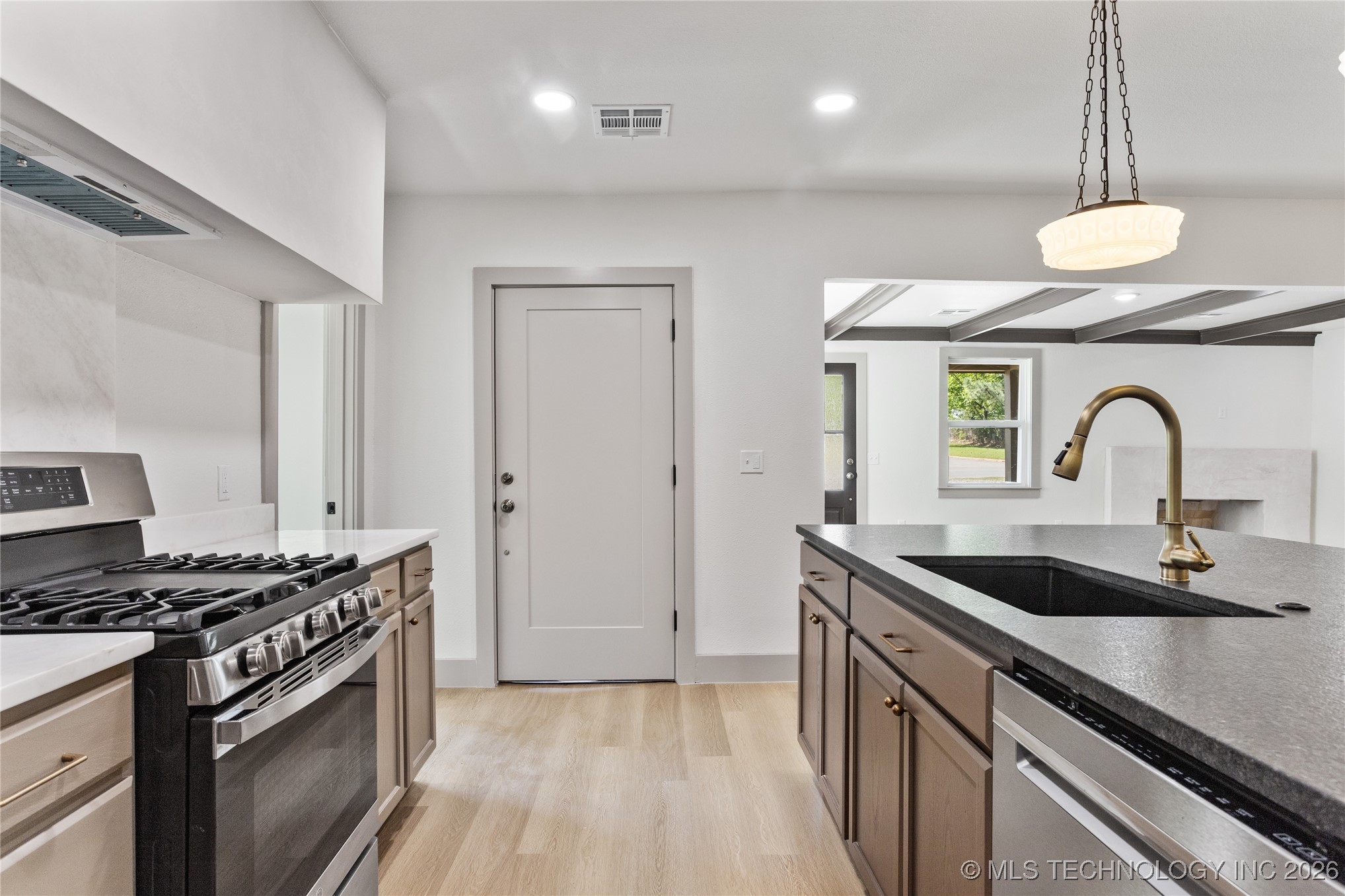 824 Wilson Property Photo 14