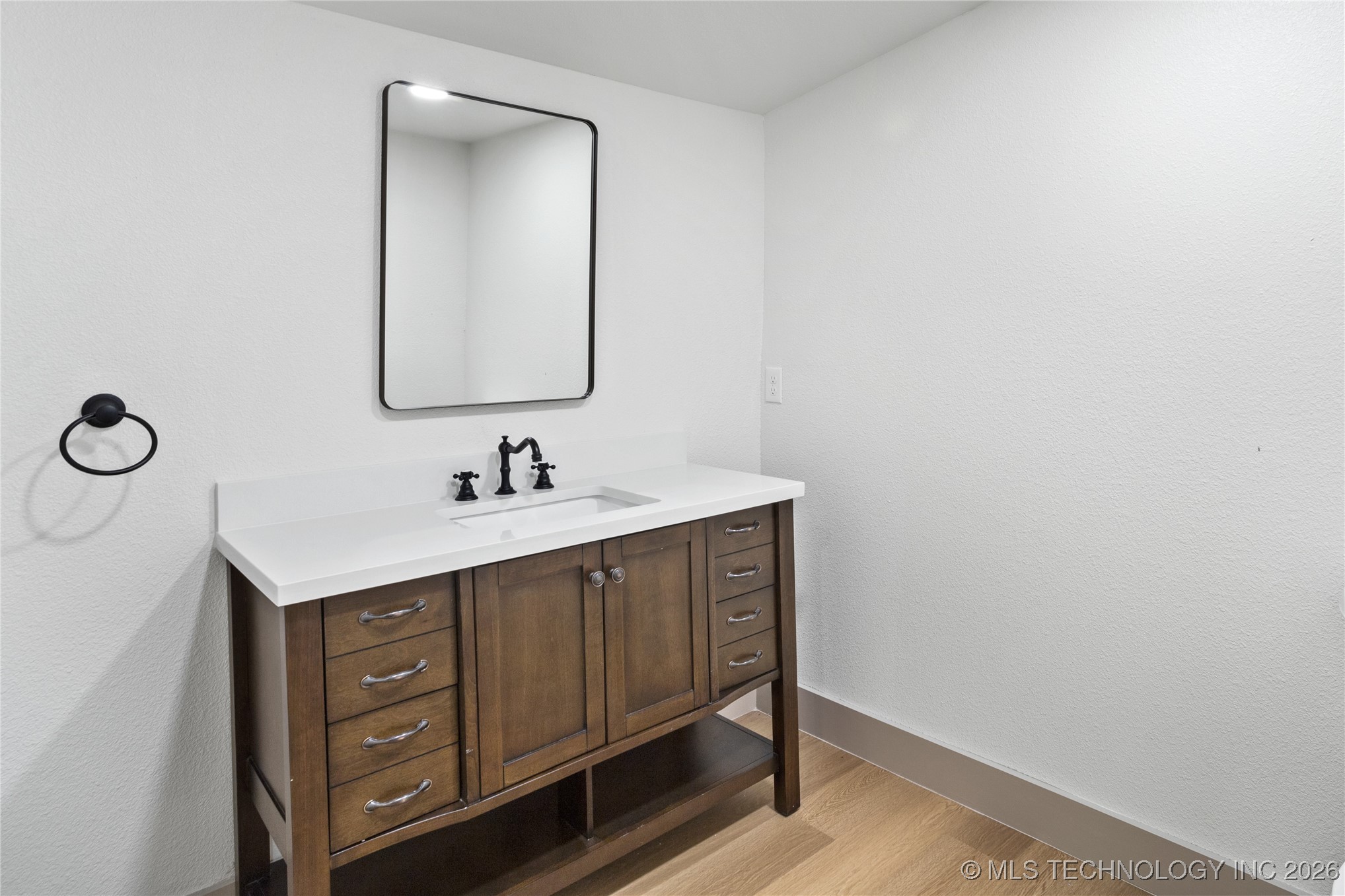 824 Wilson Property Photo 31