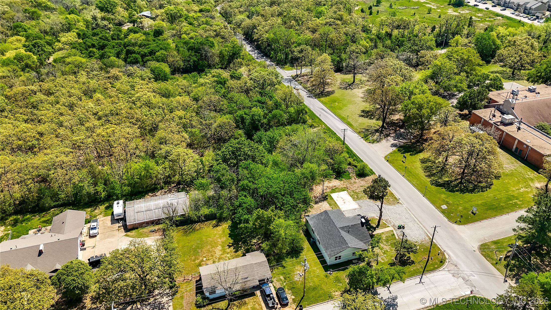 824 Wilson Property Photo 34